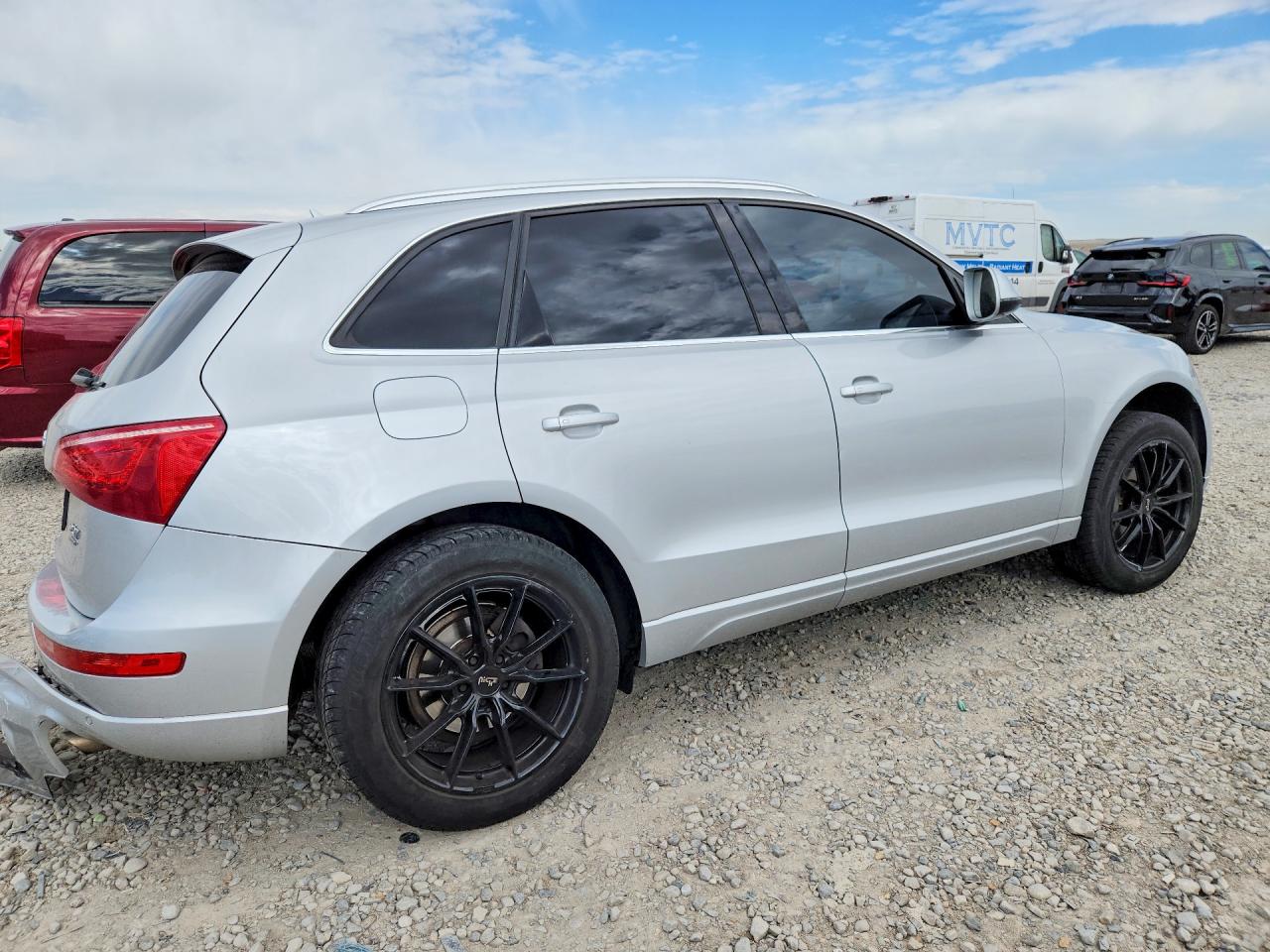 2012 Audi Q5 Premium Plus Серебряный vin: WA1LFAFP4CA038863