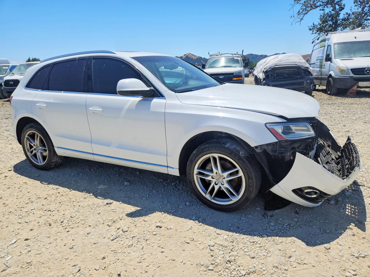 2013 Audi Q5 Premium Plus White vin: WA1LFAFP4DA007467