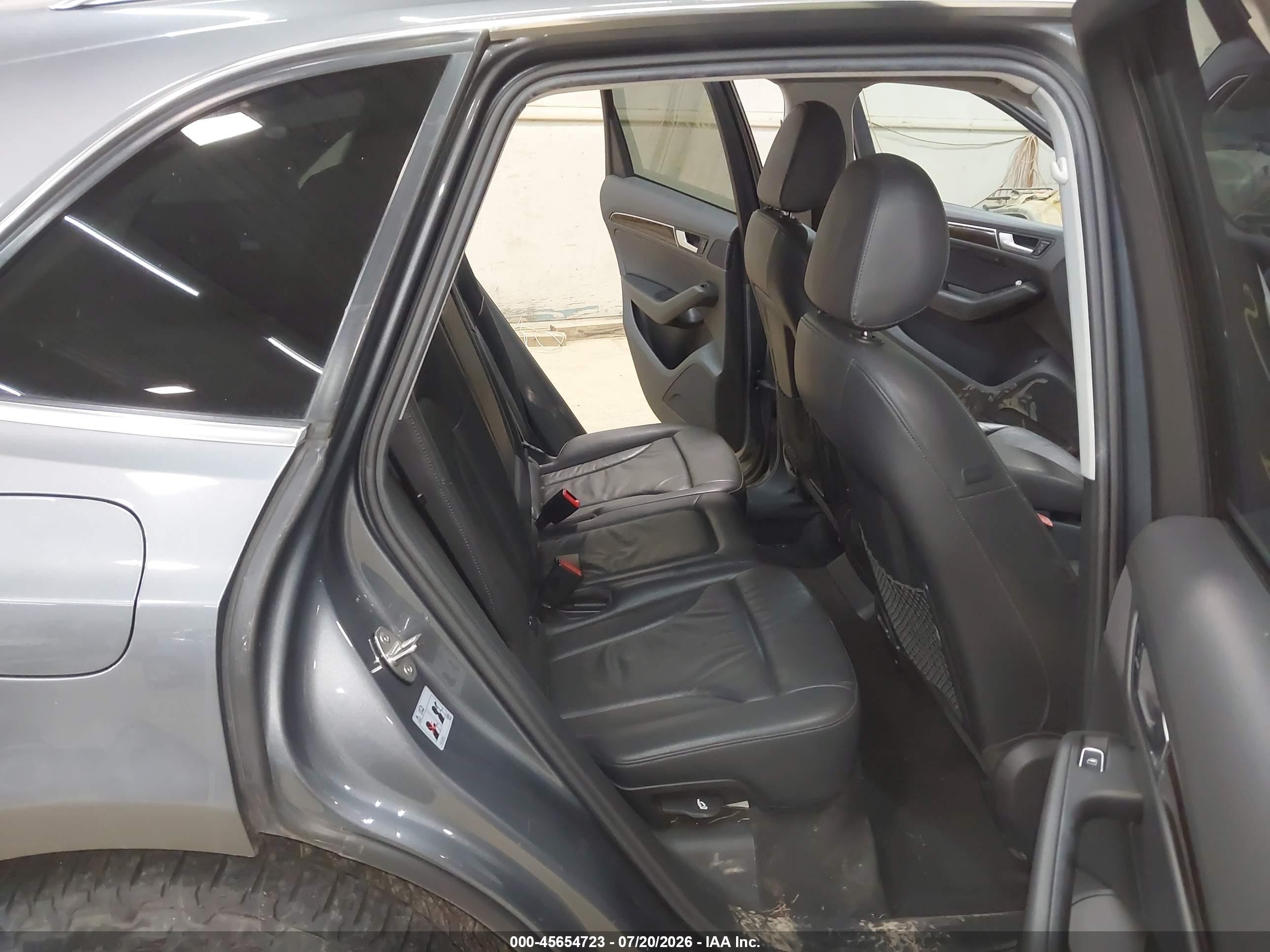 2013 Audi Q5 2.0t Premium Silver vin: WA1LFAFP4DA073677