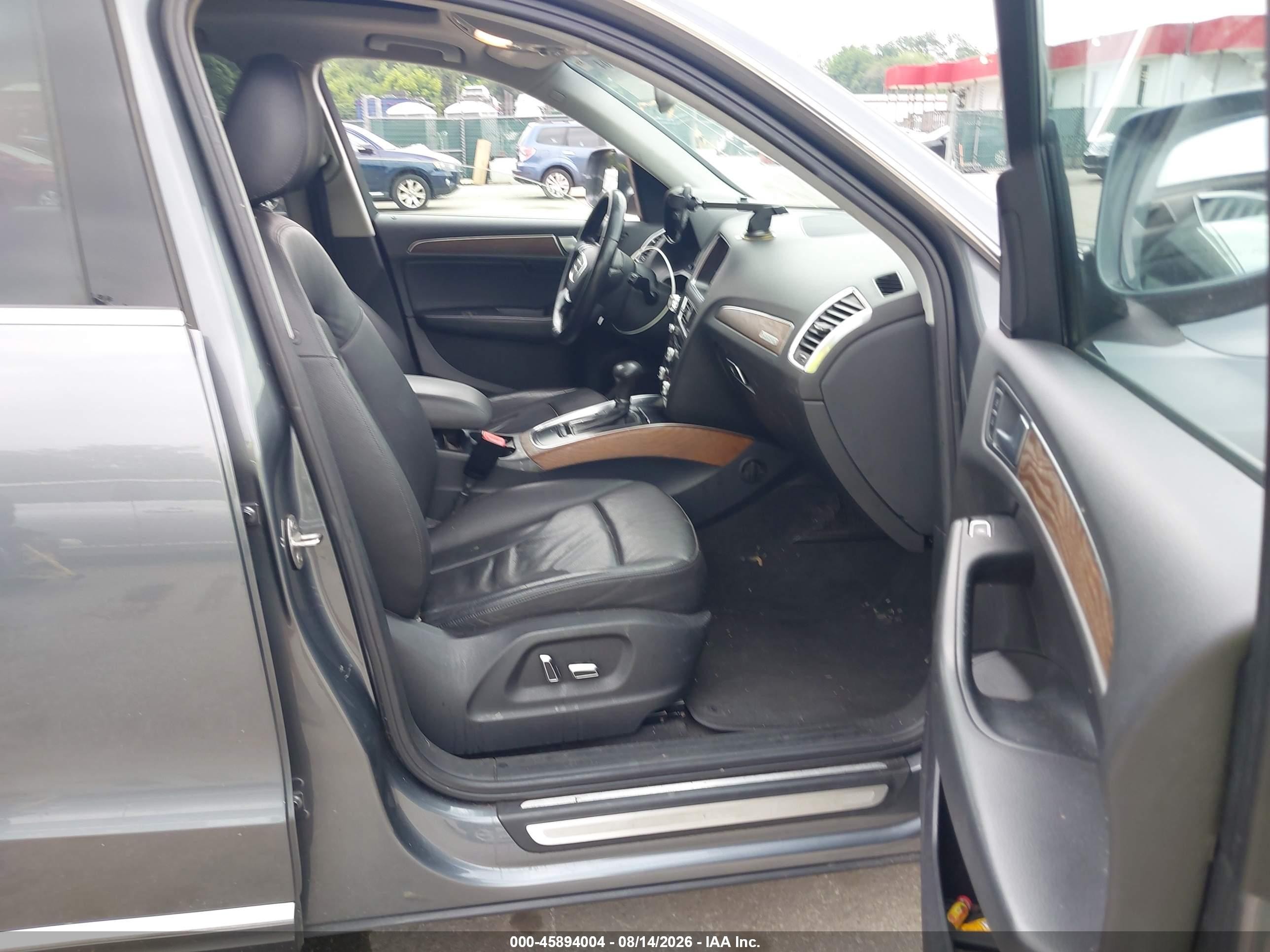 2013 Audi Q5 2.0t Premium Gray vin: WA1LFAFP4DA081374
