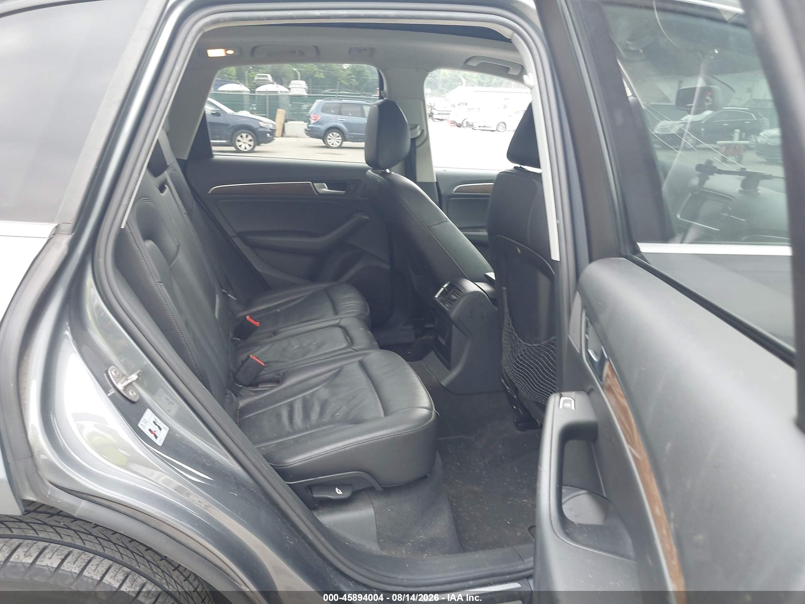 2013 Audi Q5 2.0t Premium Gray vin: WA1LFAFP4DA081374