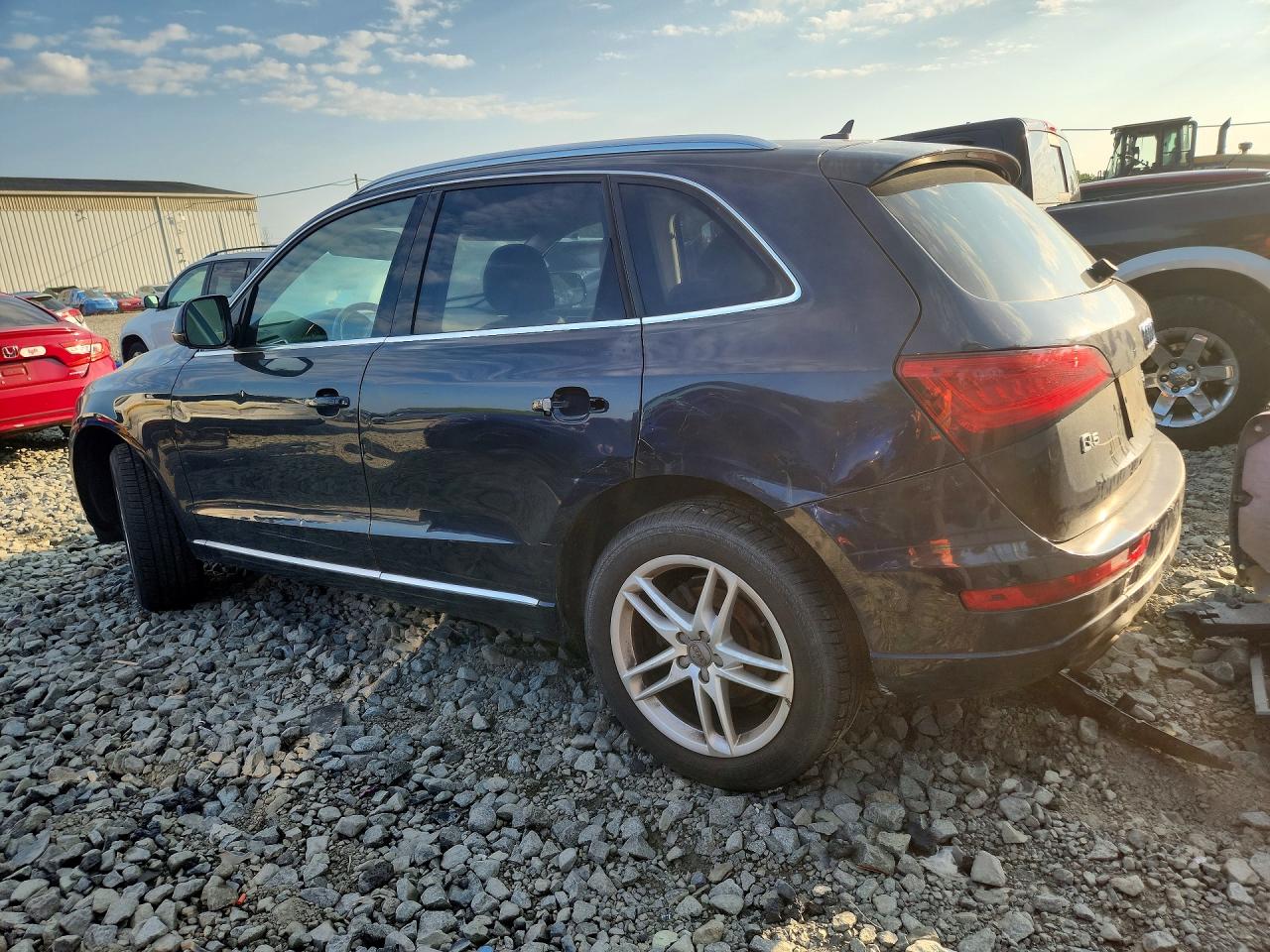 2013 Audi Q5 Premium Plus Blue vin: WA1LFAFP4DA085313