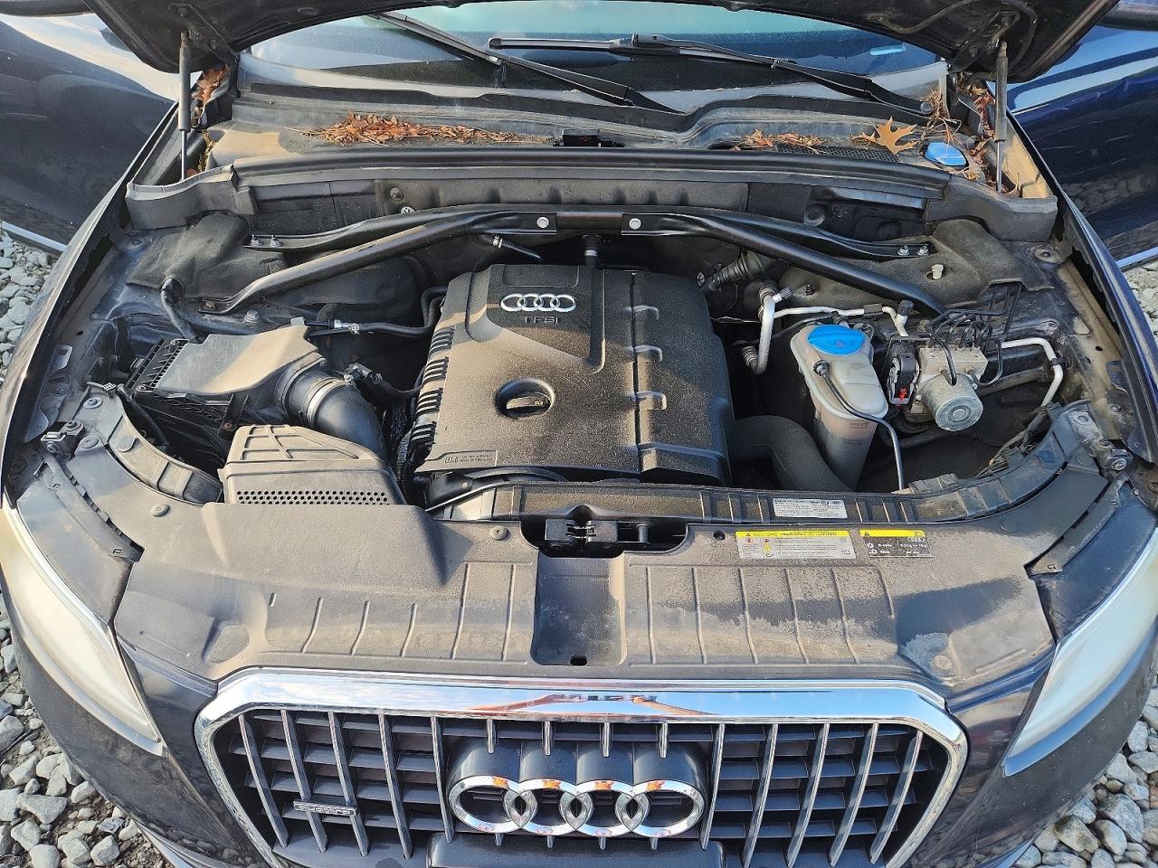 2013 Audi Q5 Premium Plus Blue vin: WA1LFAFP4DA085313