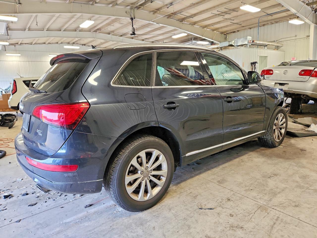 2014 Audi Q5 Premium Plus Blue vin: WA1LFAFP4EA026859
