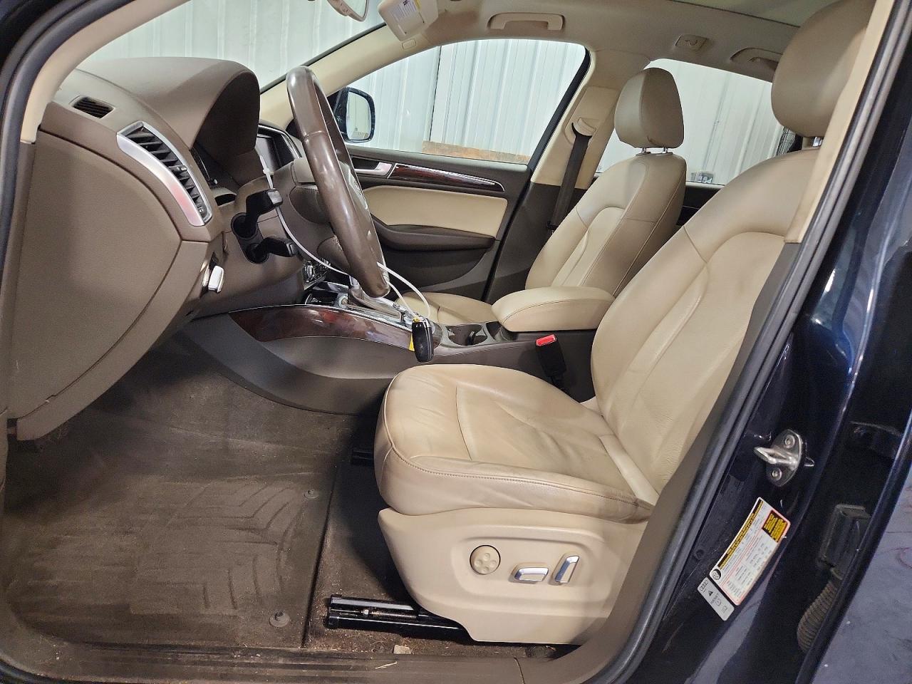 2014 Audi Q5 Premium Plus Blue vin: WA1LFAFP4EA026859