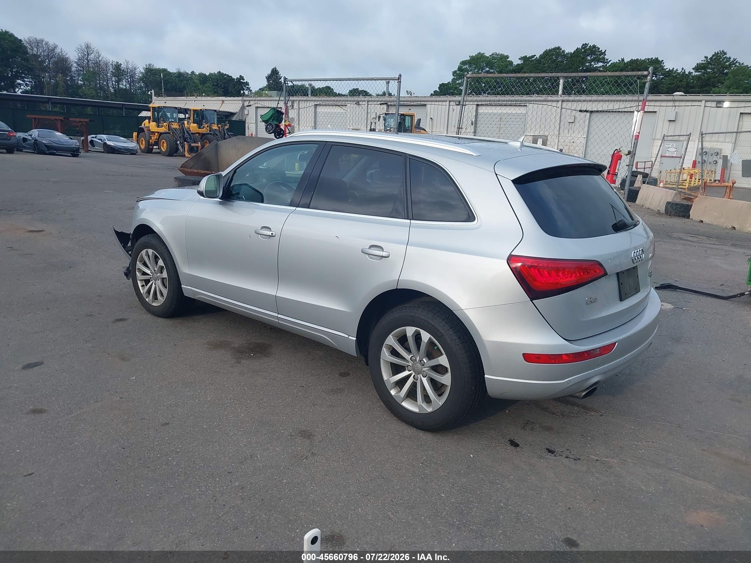 2014 Audi Q5 2.0t Premium Серебряный vin: WA1LFAFP4EA078301