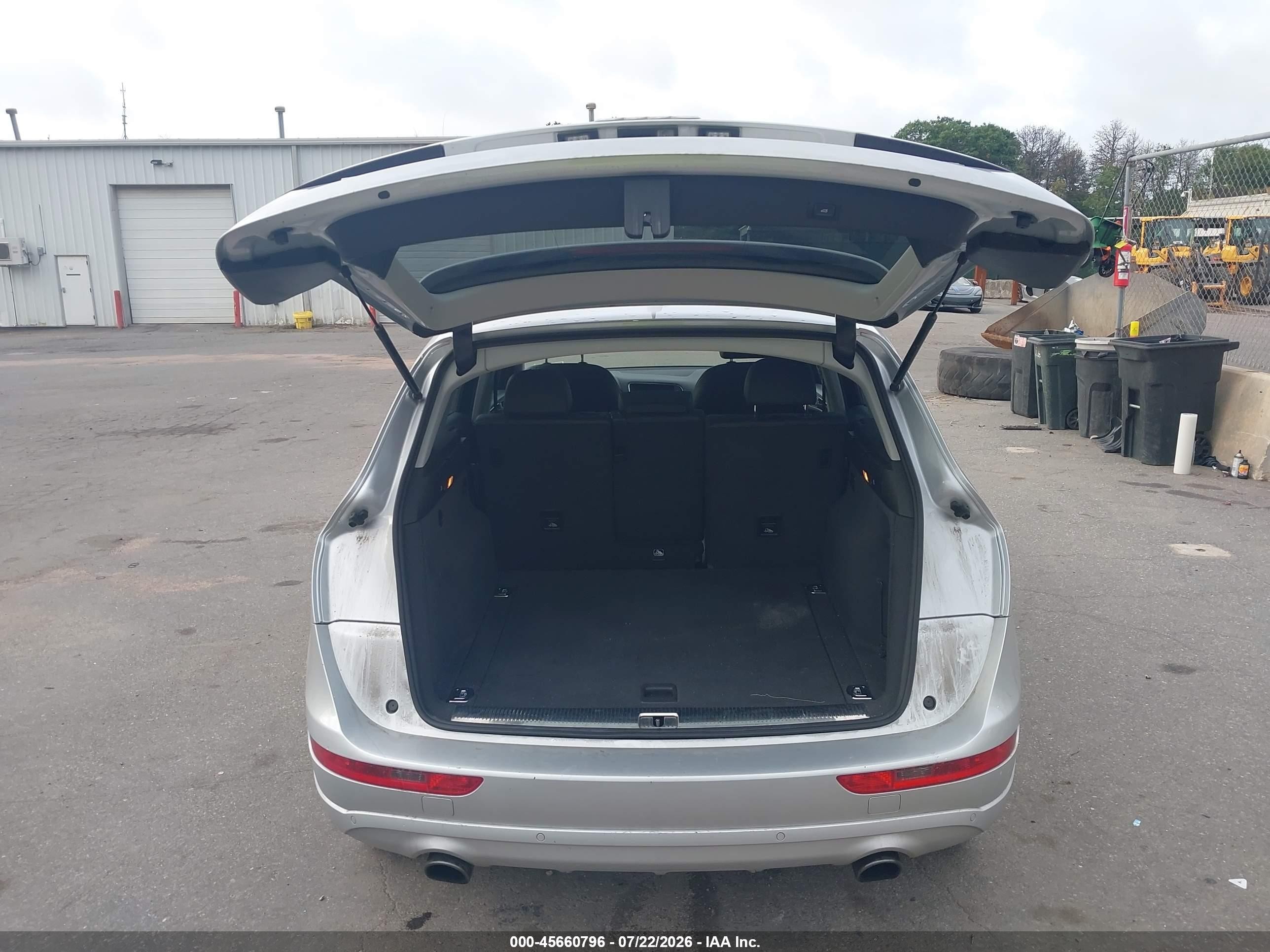 2014 Audi Q5 2.0t Premium Серебряный vin: WA1LFAFP4EA078301