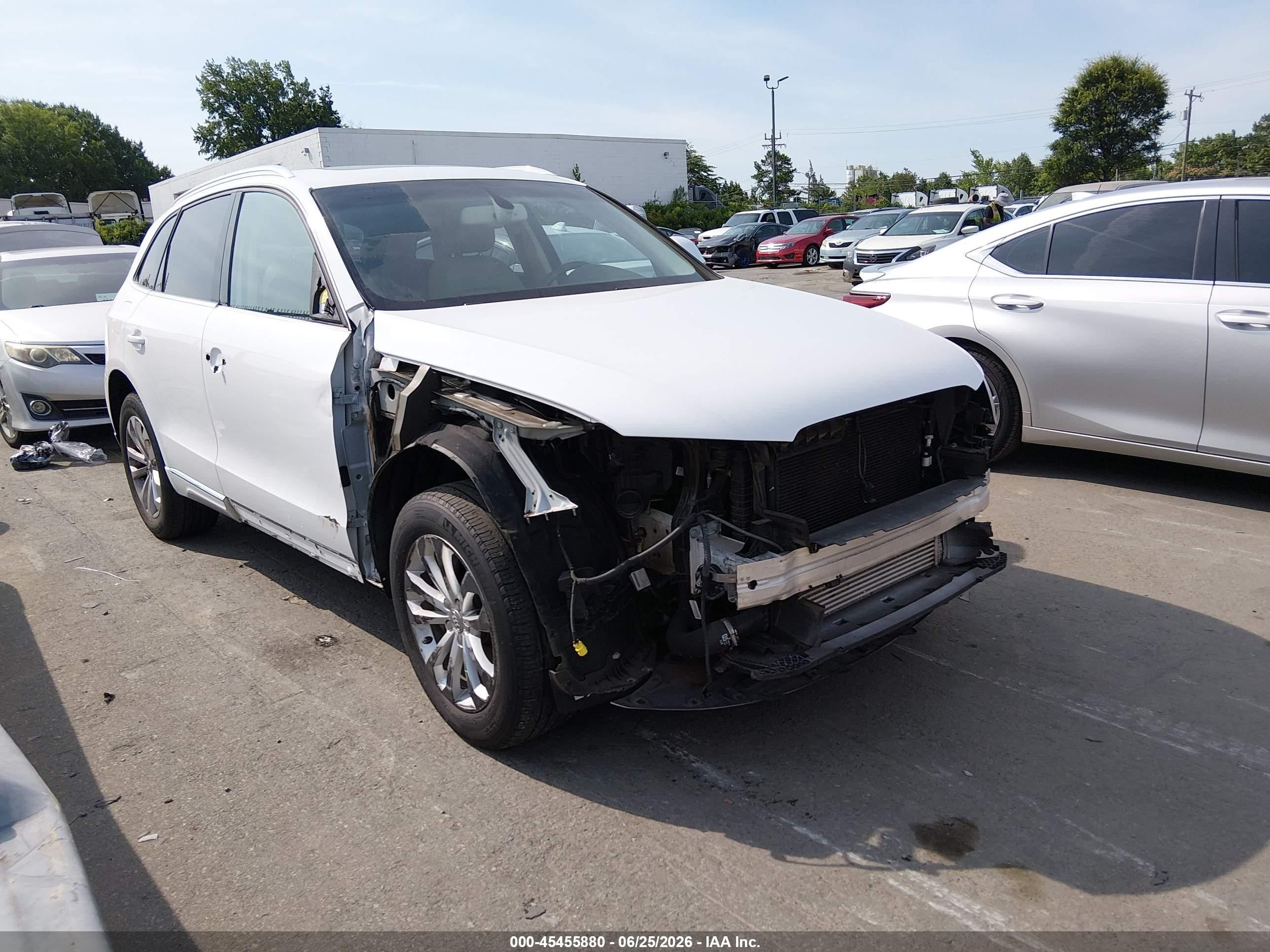 2014 Audi Q5 2.0t Premium White vin: WA1LFAFP4EA088049