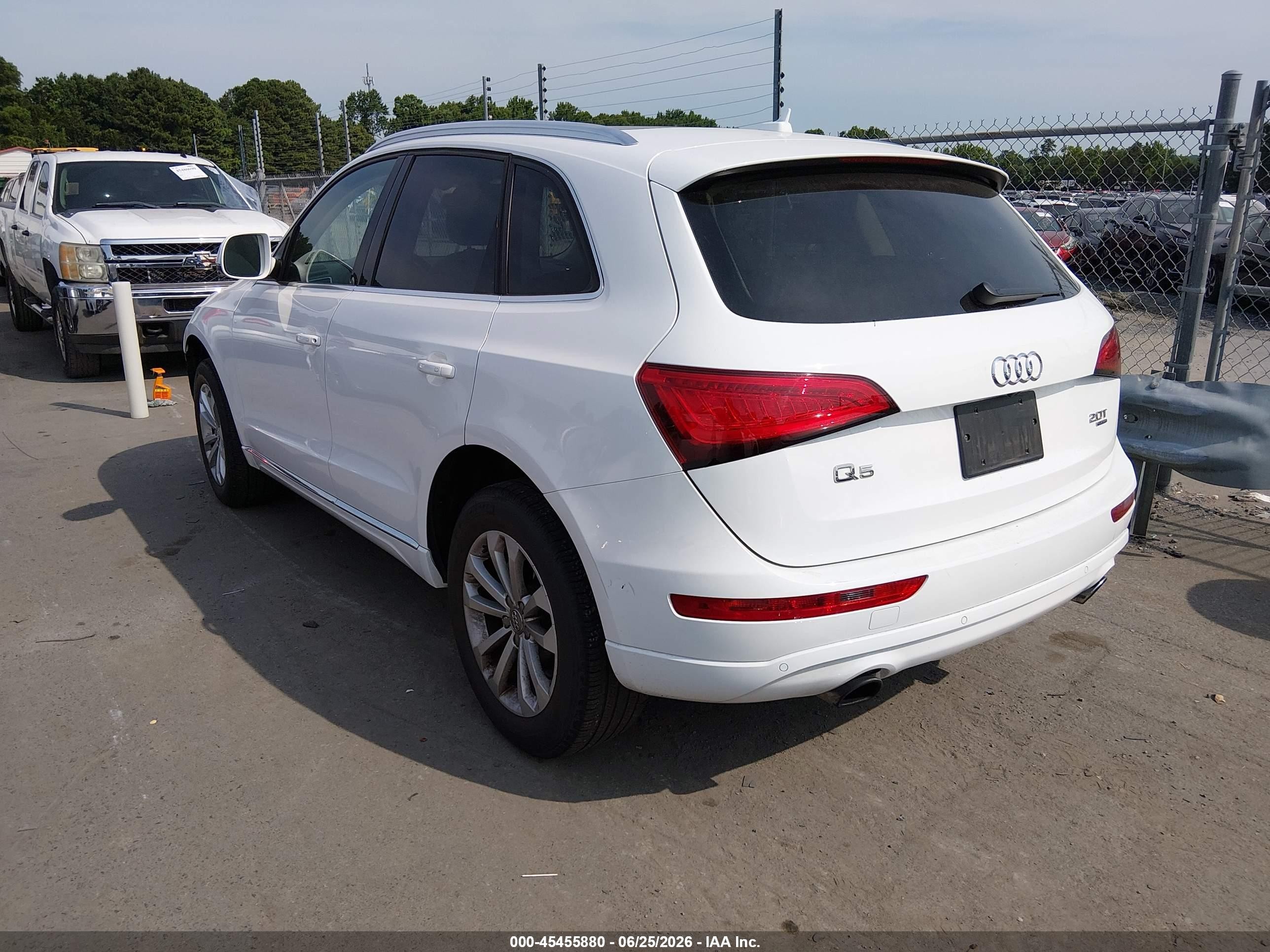 2014 Audi Q5 2.0t Premium White vin: WA1LFAFP4EA088049