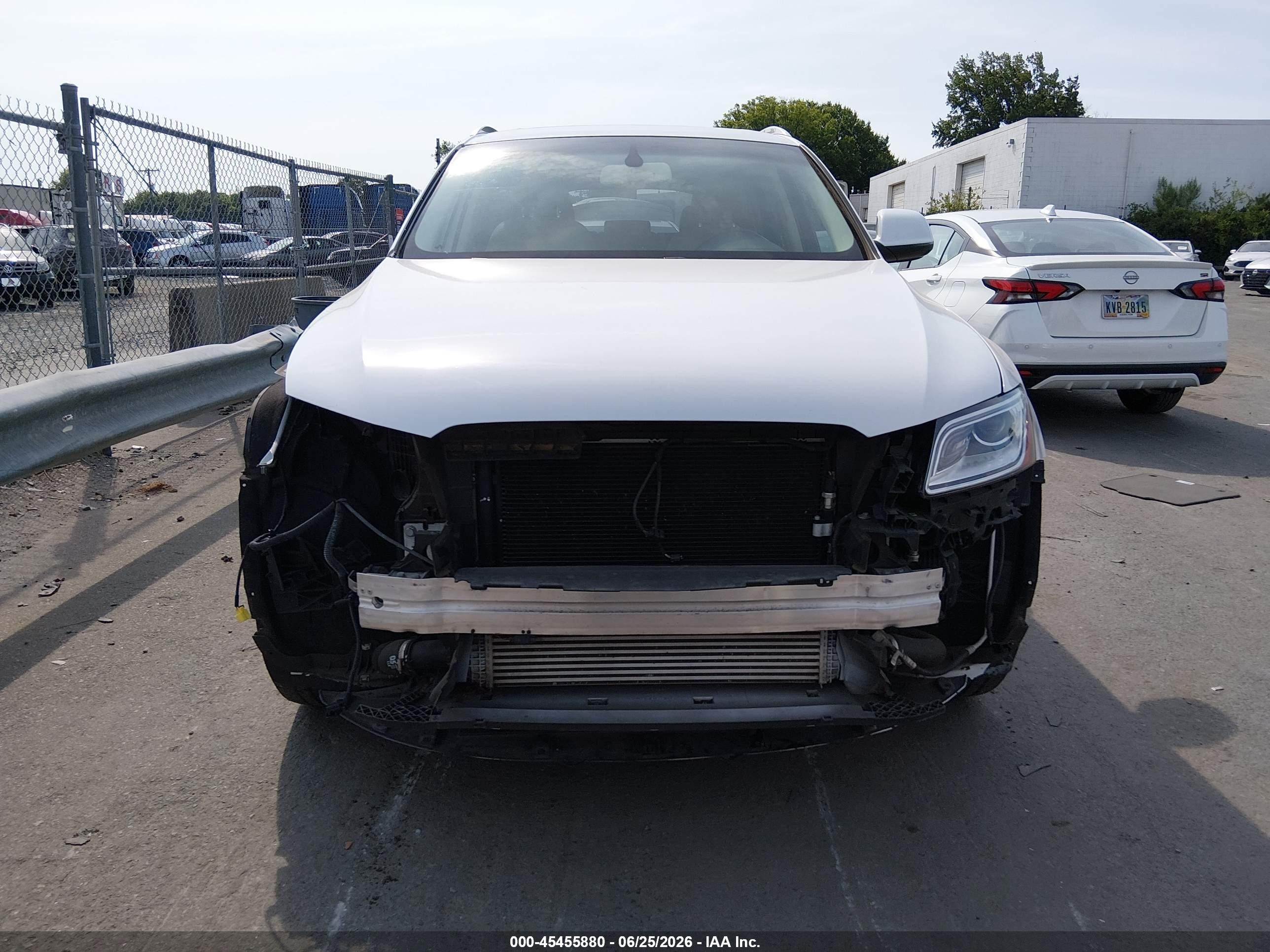 2014 Audi Q5 2.0t Premium White vin: WA1LFAFP4EA088049