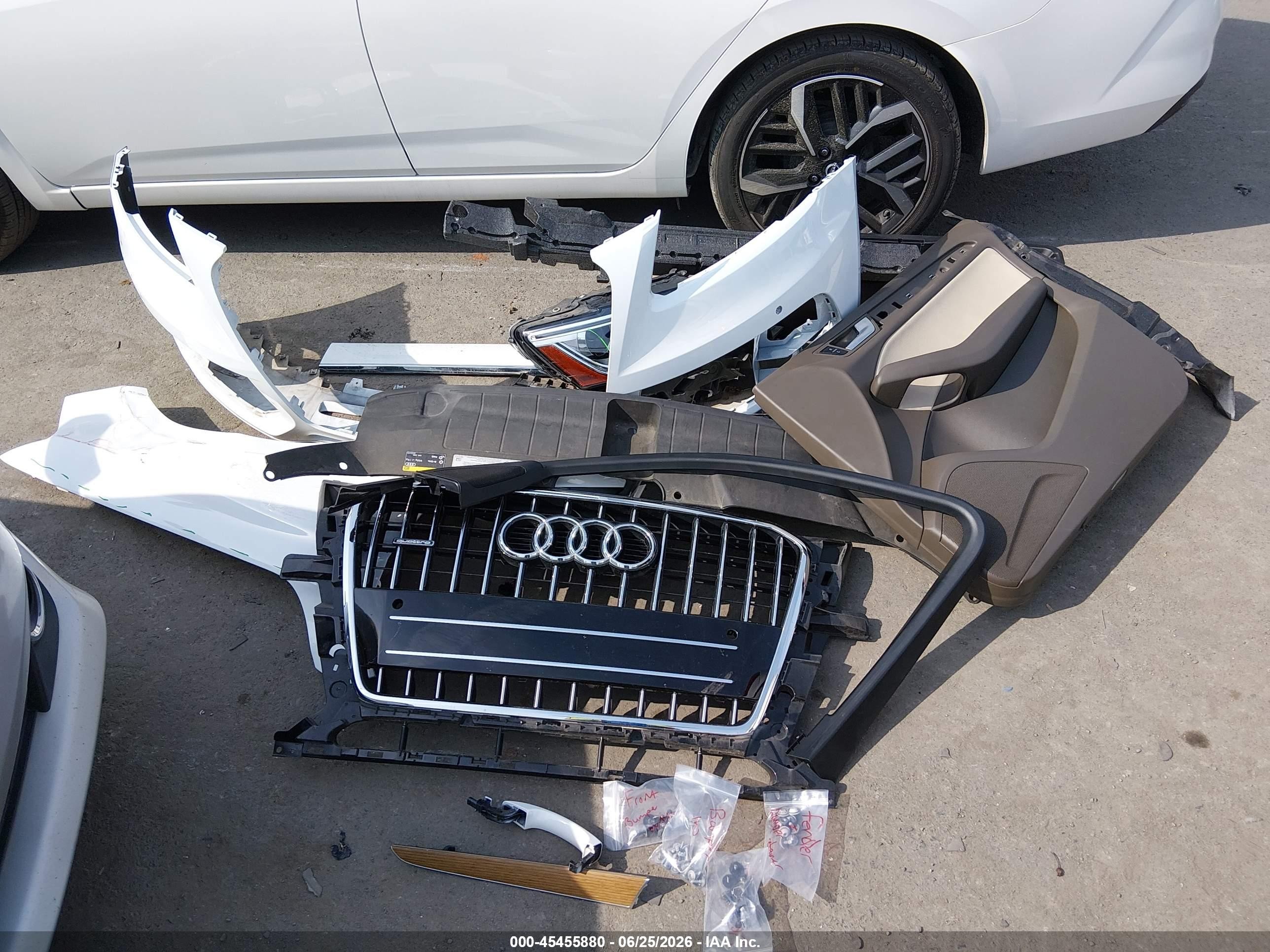 2014 Audi Q5 2.0t Premium White vin: WA1LFAFP4EA088049