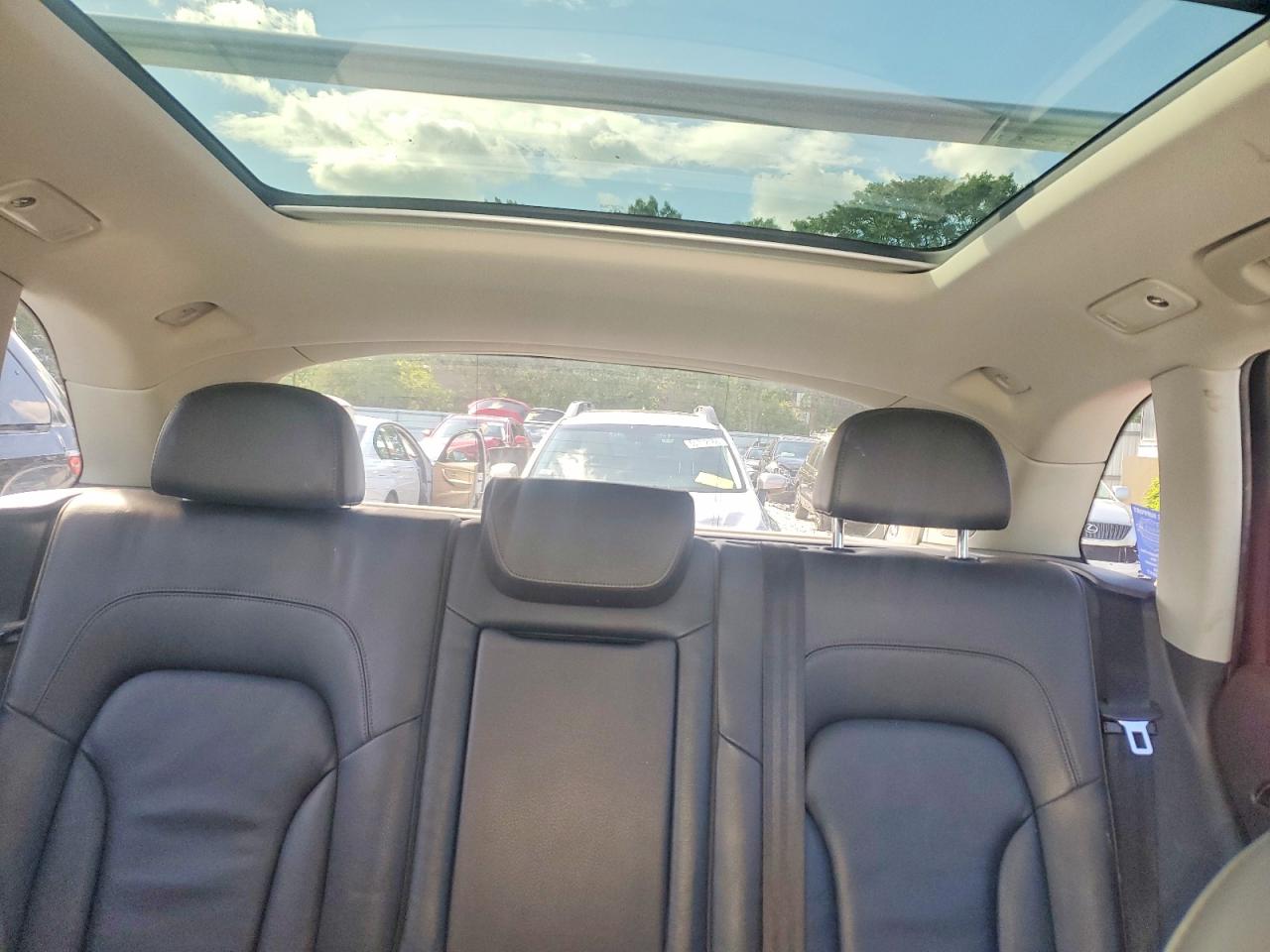 2014 Audi Q5 Premium Plus White vin: WA1LFAFP4EA088553