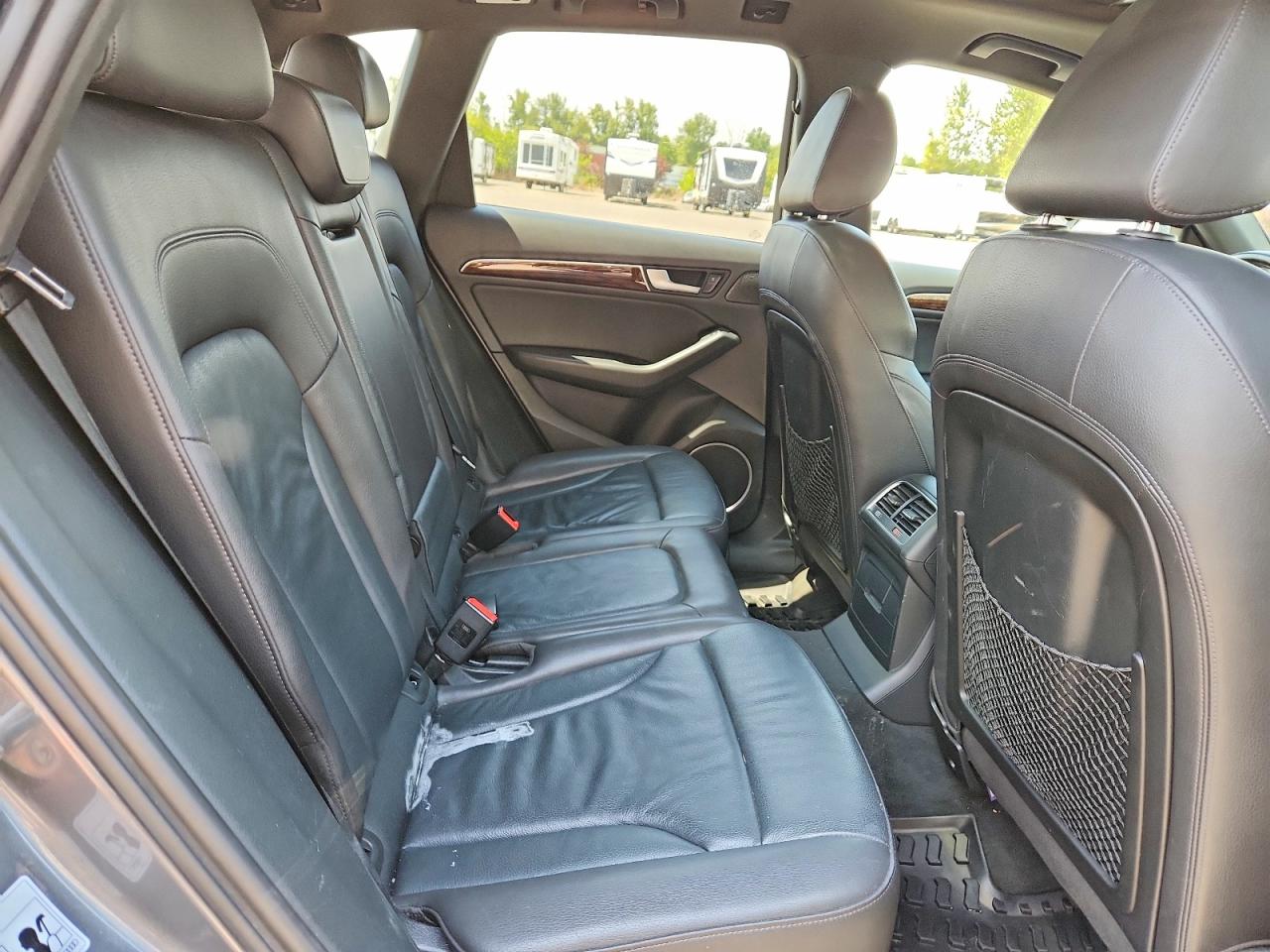 2015 Audi Q5 Premium Plus Gray vin: WA1LFAFP4FA046837
