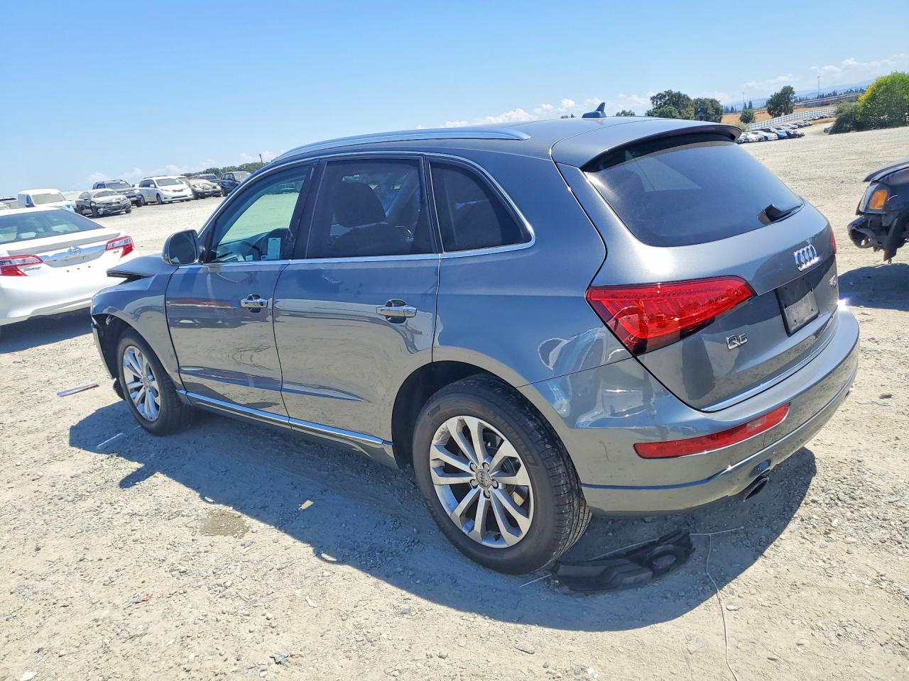 2015 Audi Q5 Premium Plus Gray vin: WA1LFAFP4FA062987
