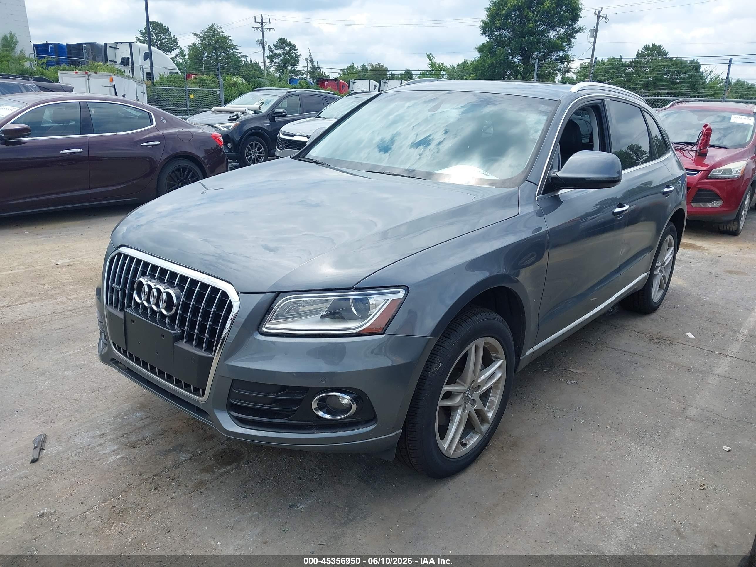 2015 Audi Q5 2.0t Premium Gray vin: WA1LFAFP4FA066067