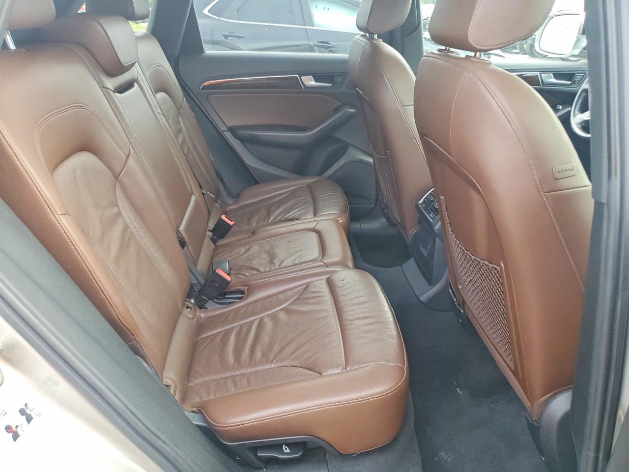 2015 Audi Q5 Premium Plus Серебряный vin: WA1LFAFP4FA108818