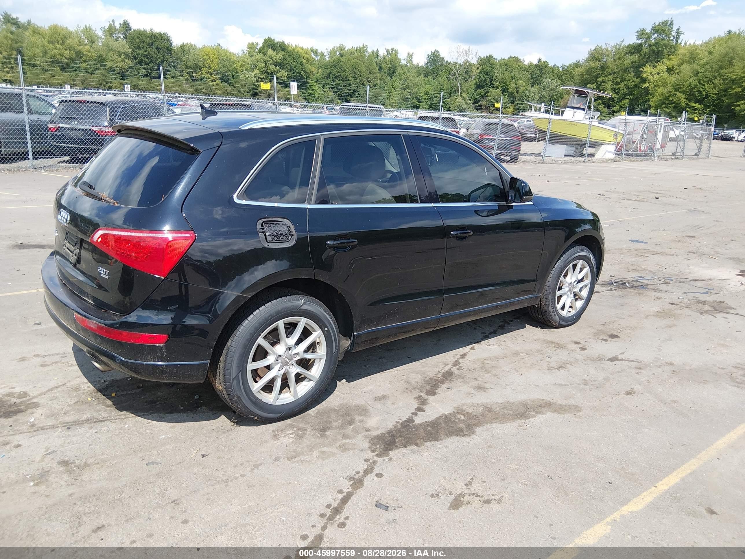 2011 Audi Q5 Premium Plus Black vin: WA1LFAFP5BA032794