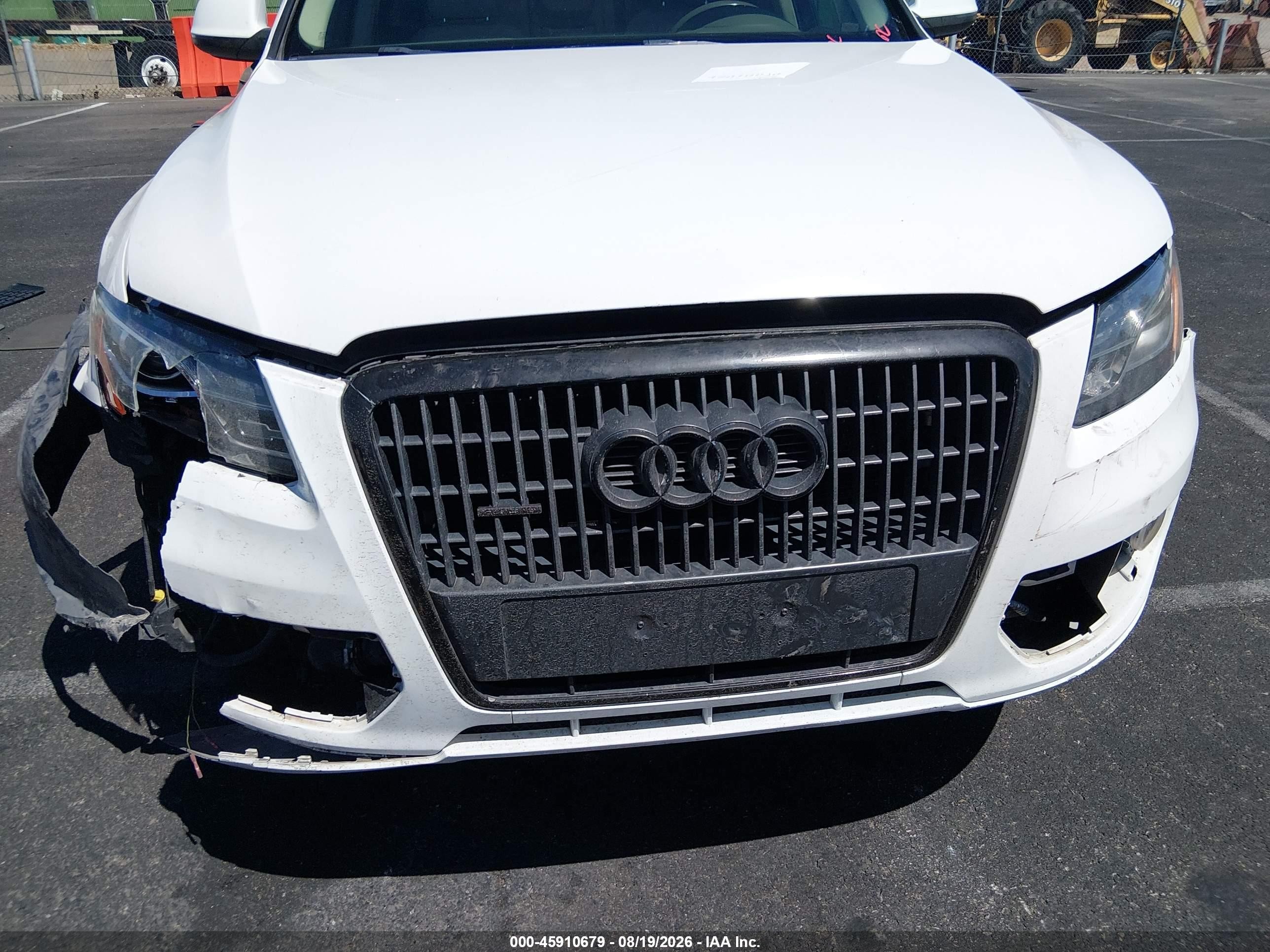 2011 Audi Q5 2.0t Premium White vin: WA1LFAFP5BA051538