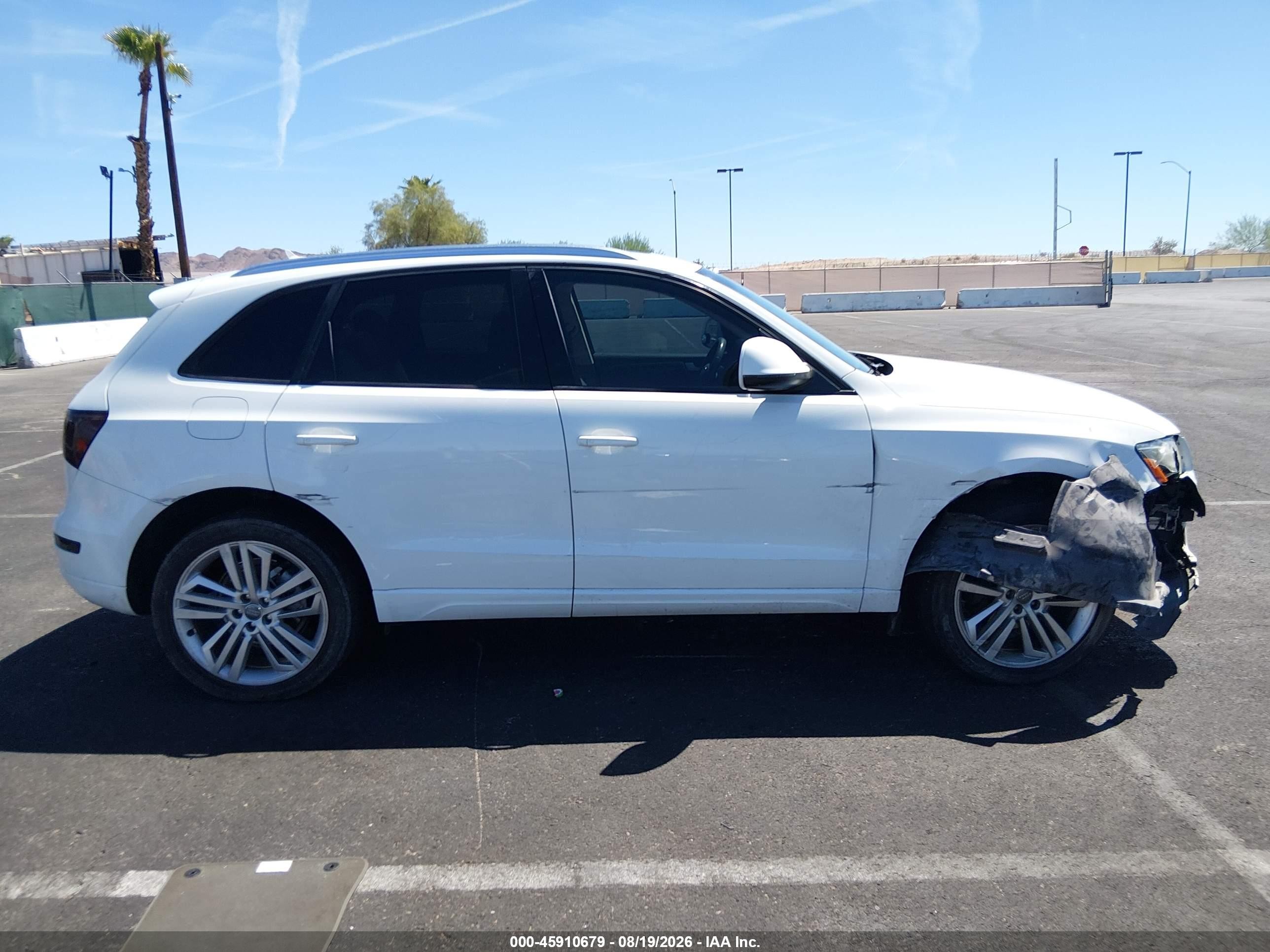 2011 Audi Q5 2.0t Premium White vin: WA1LFAFP5BA051538