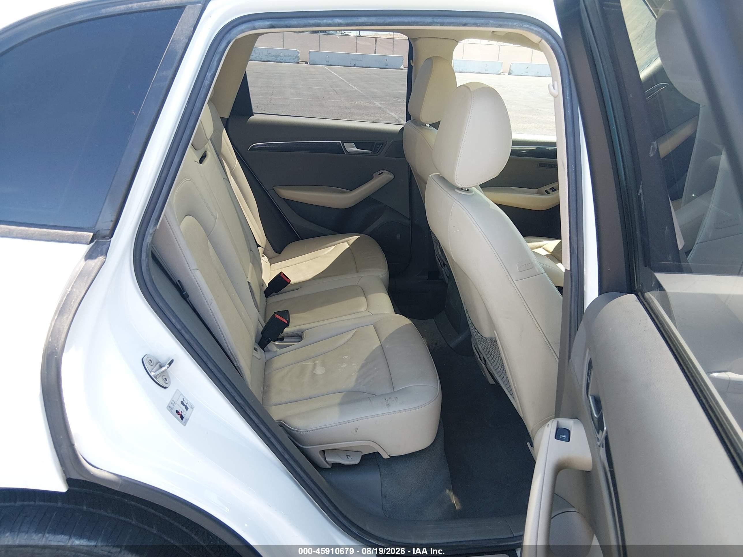 2011 Audi Q5 2.0t Premium White vin: WA1LFAFP5BA051538
