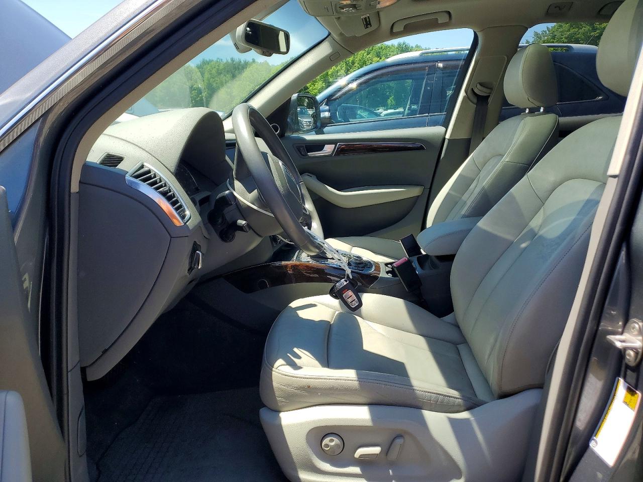 2012 Audi Q5 Premium Plus Gray vin: WA1LFAFP5CA026544