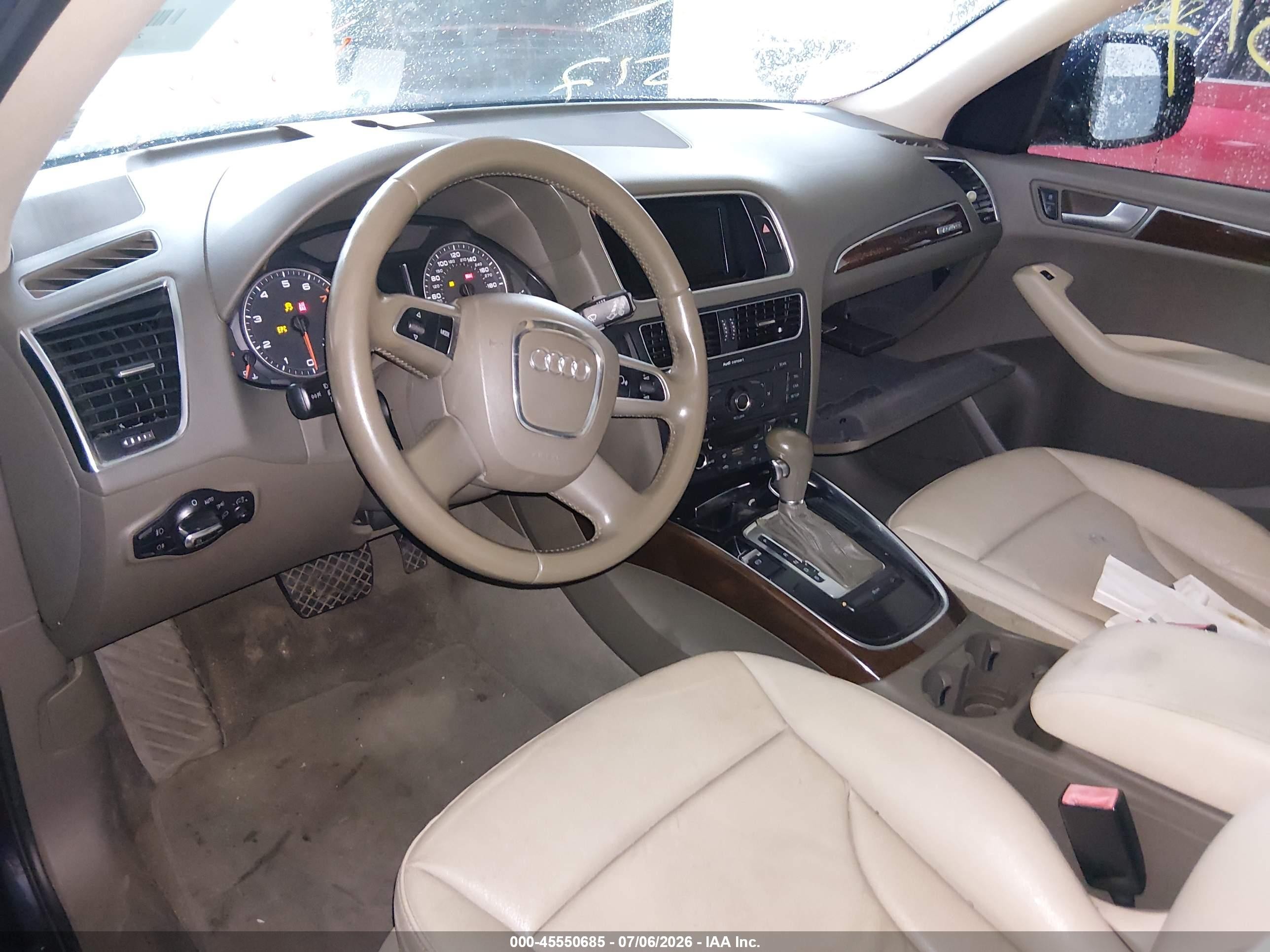 2012 Audi Q5 2.0t Premium Черный vin: WA1LFAFP5CA110153