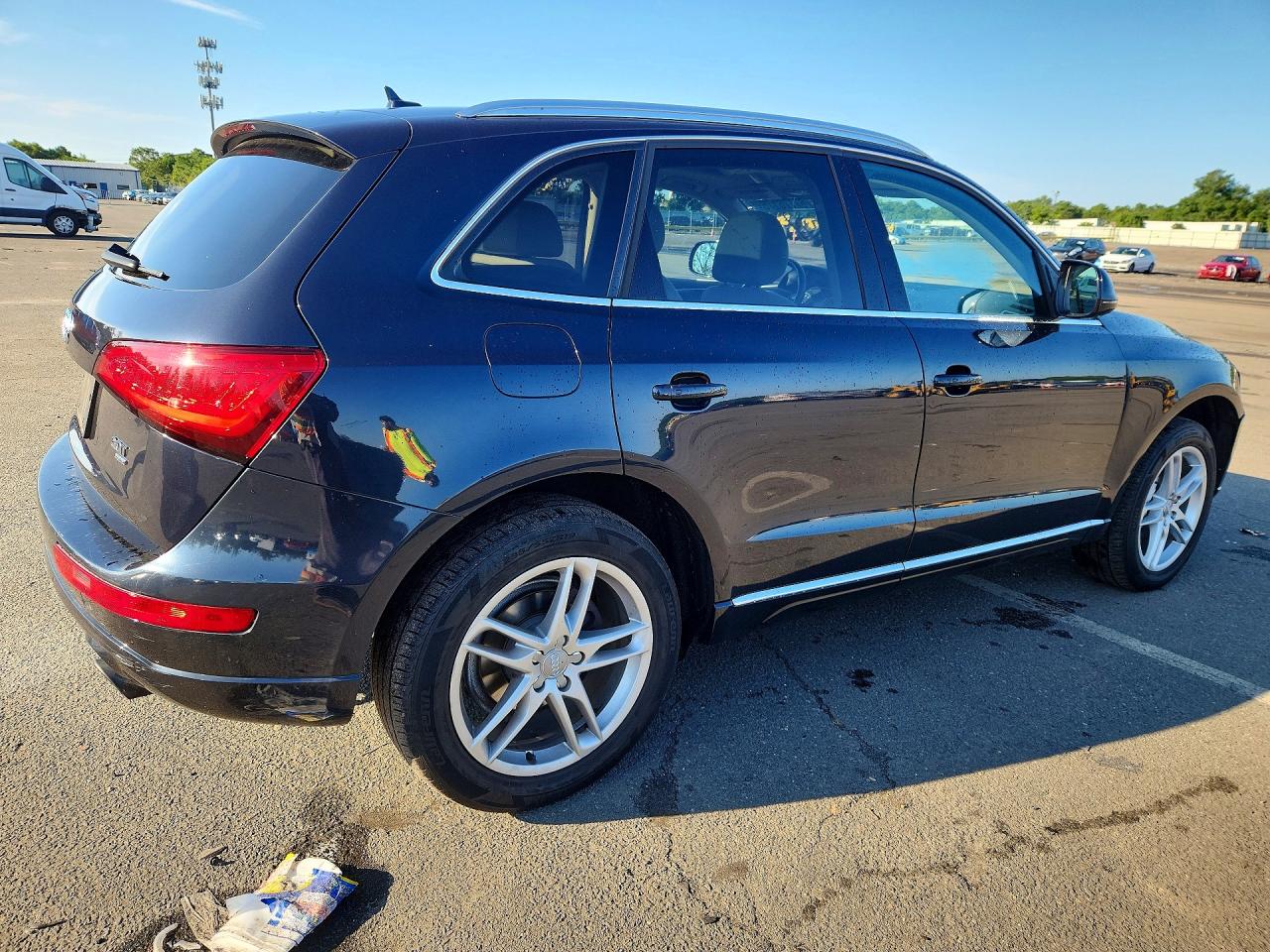 2013 Audi Q5 Premium Plus Blue vin: WA1LFAFP5DA086969
