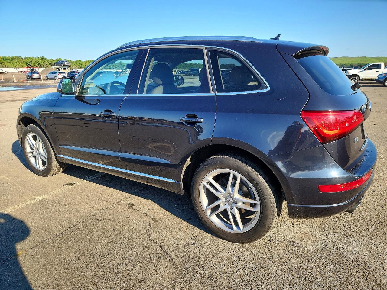 2013 Audi Q5 Premium Plus Blue vin: WA1LFAFP5DA086969