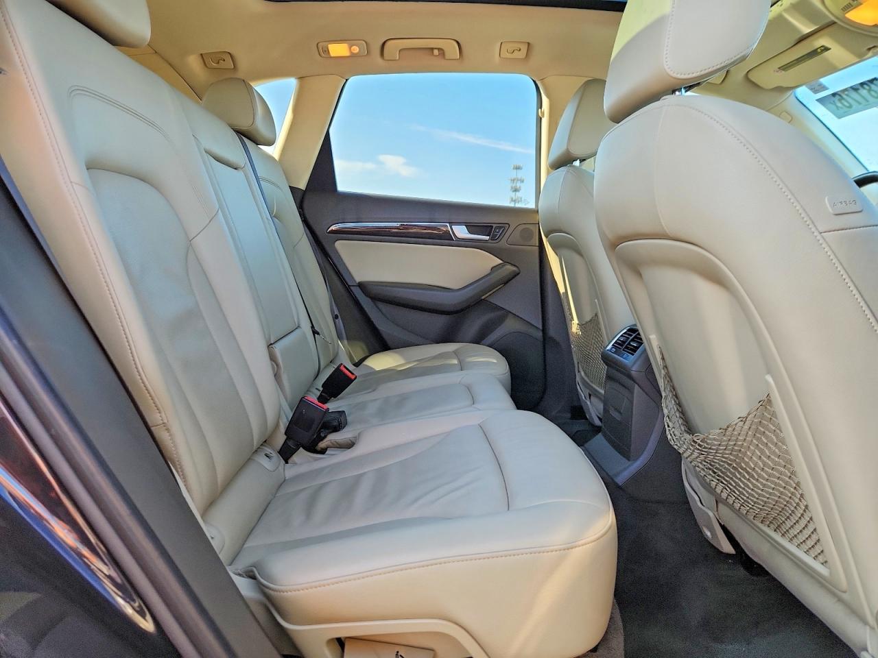 2013 Audi Q5 Premium Plus Blue vin: WA1LFAFP5DA086969