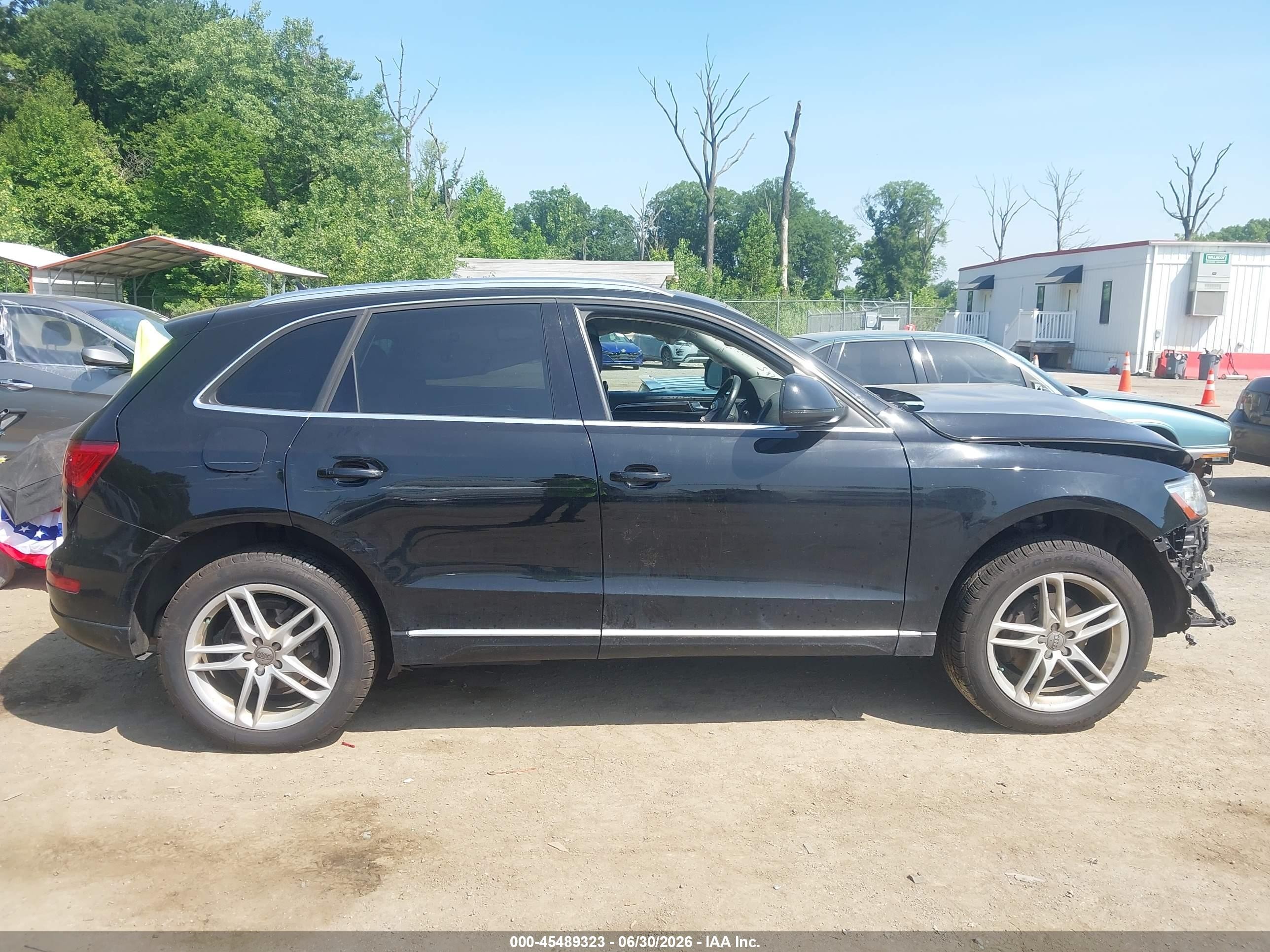 2013 Audi Q5 2.0t Premium Black vin: WA1LFAFP5DA095350