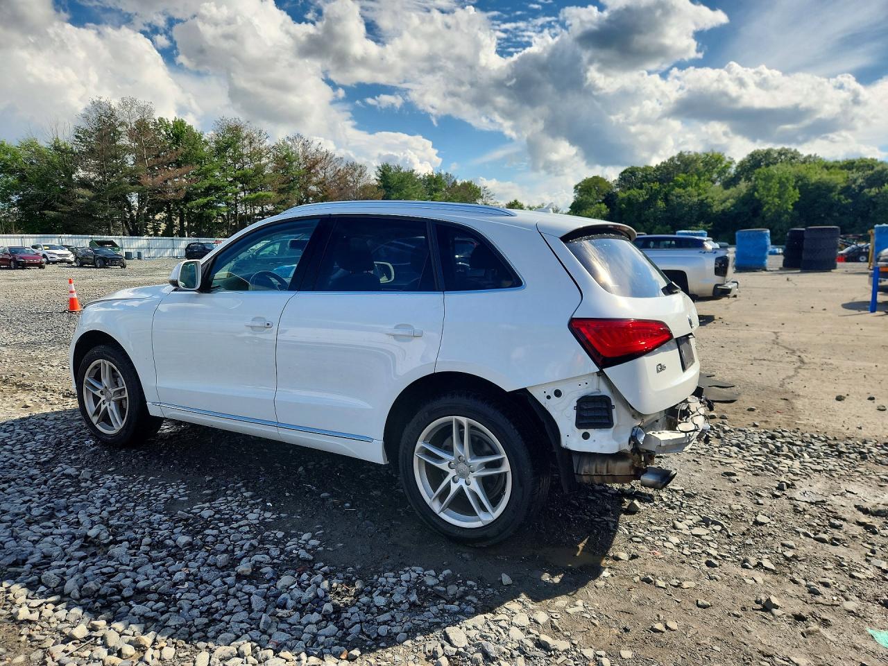 2014 Audi Q5 Premium Plus White vin: WA1LFAFP5EA034923