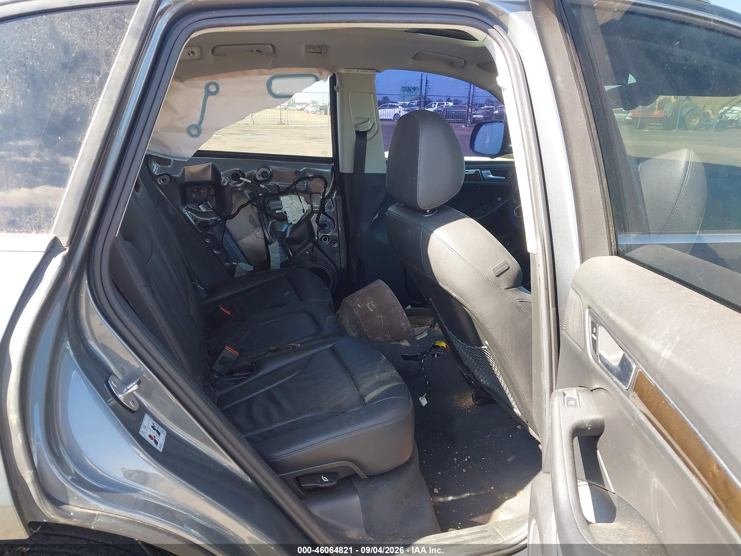 2014 Audi Q5 2.0t Premium Gray vin: WA1LFAFP5EA075374