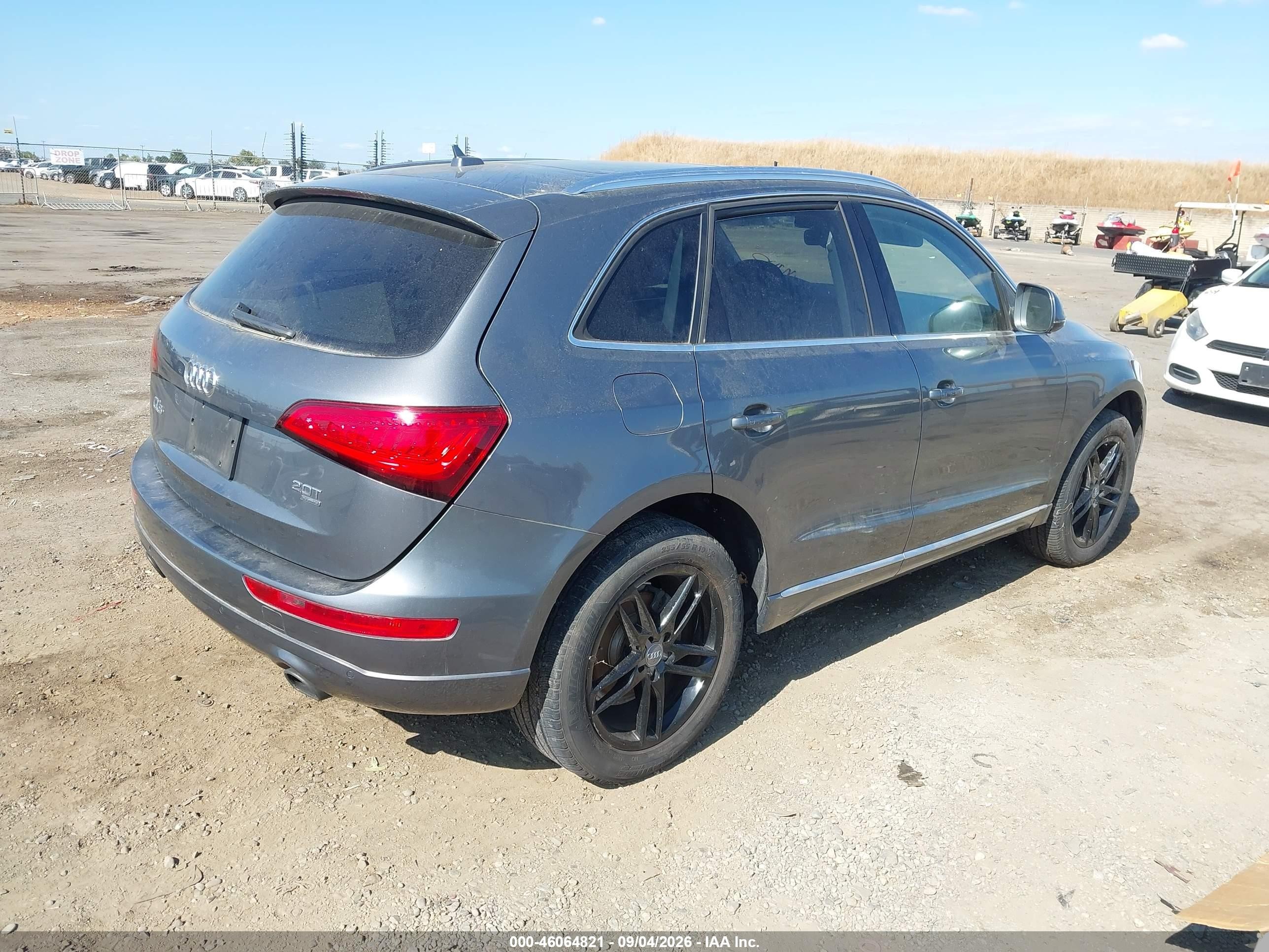 2014 Audi Q5 2.0t Premium Gray vin: WA1LFAFP5EA075374