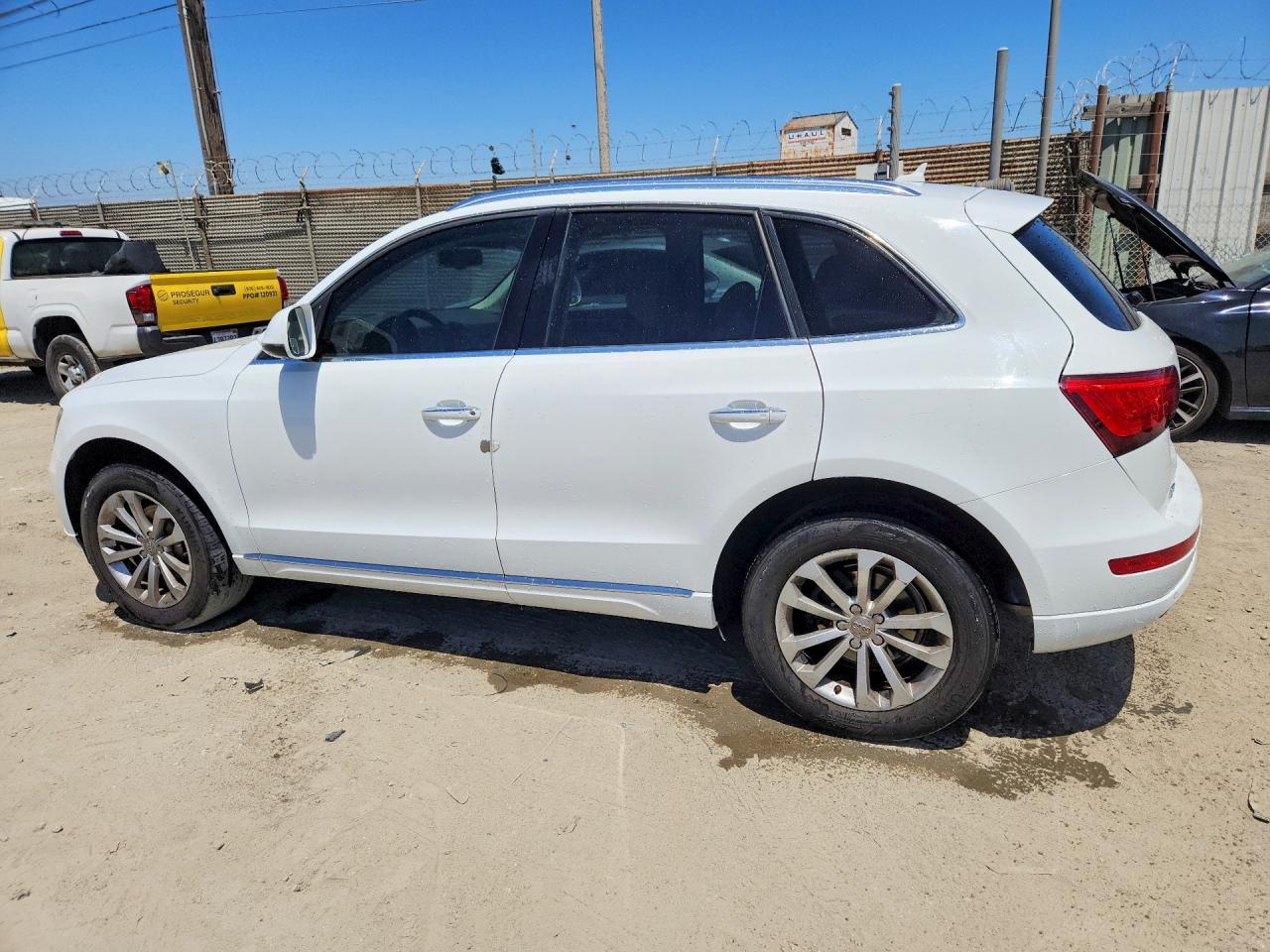 2015 Audi Q5 Premium Plus White vin: WA1LFAFP5FA012759
