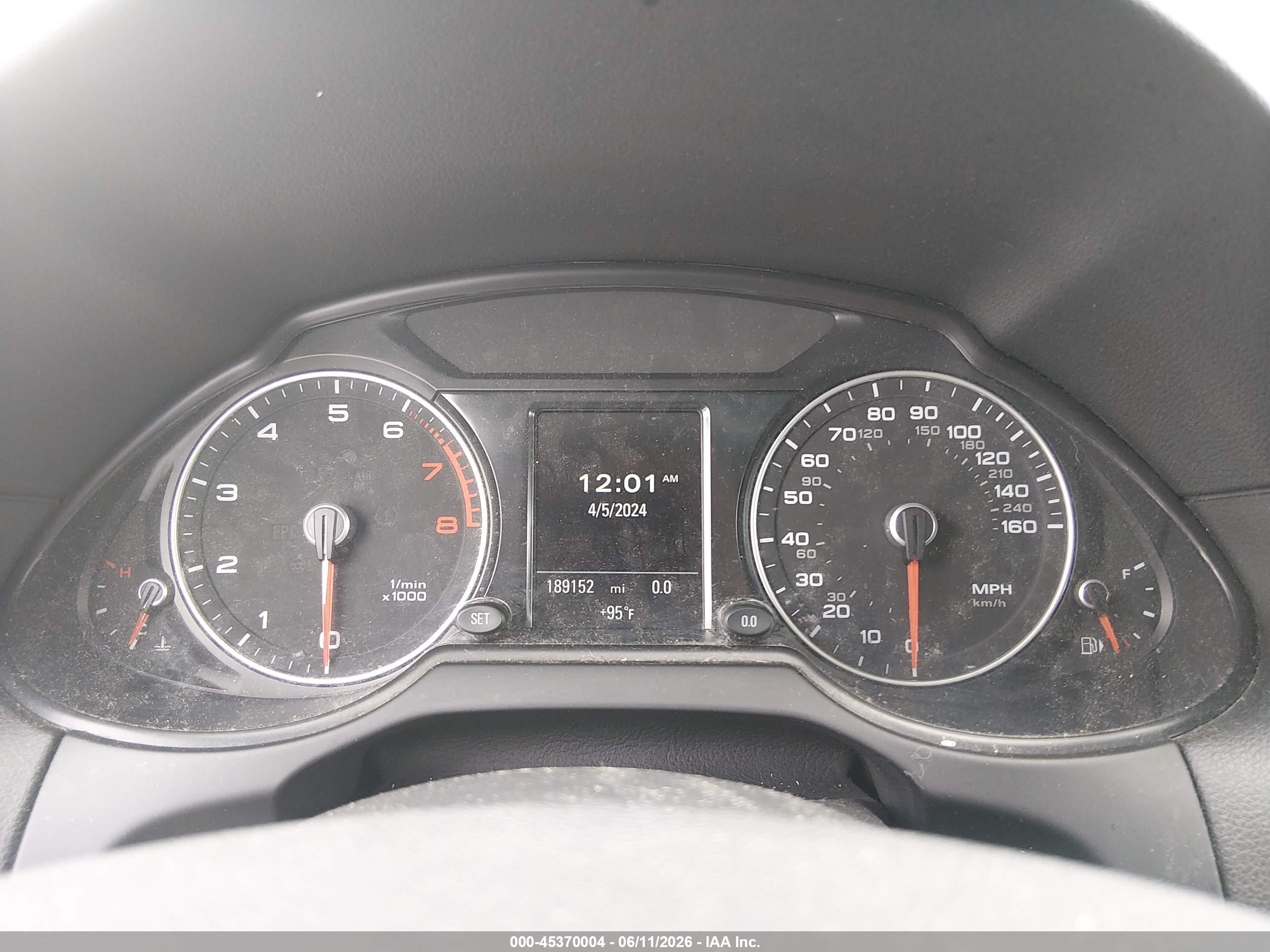 2015 Audi Q5 2.0t Premium Черный vin: WA1LFAFP5FA020764