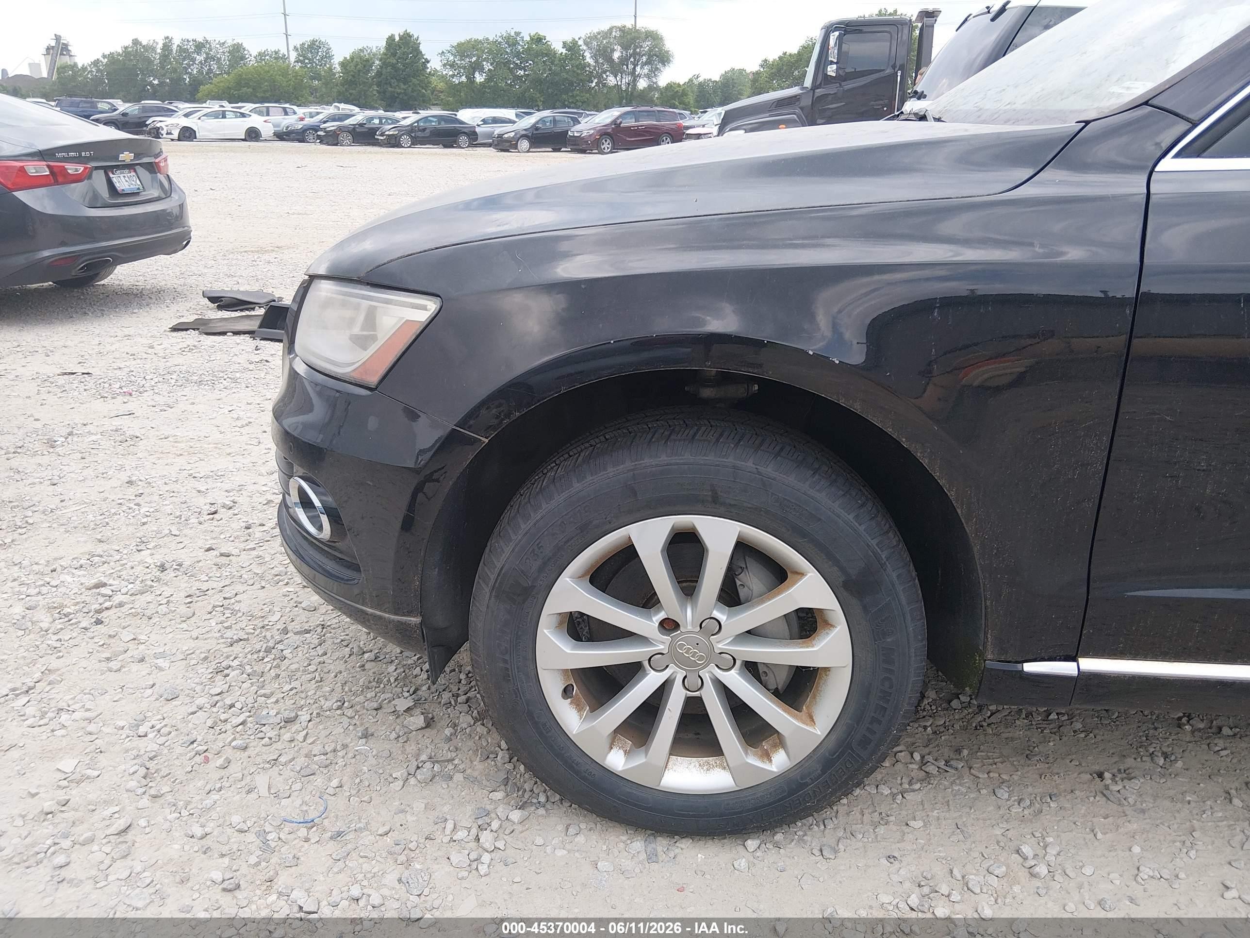 2015 Audi Q5 2.0t Premium Черный vin: WA1LFAFP5FA020764