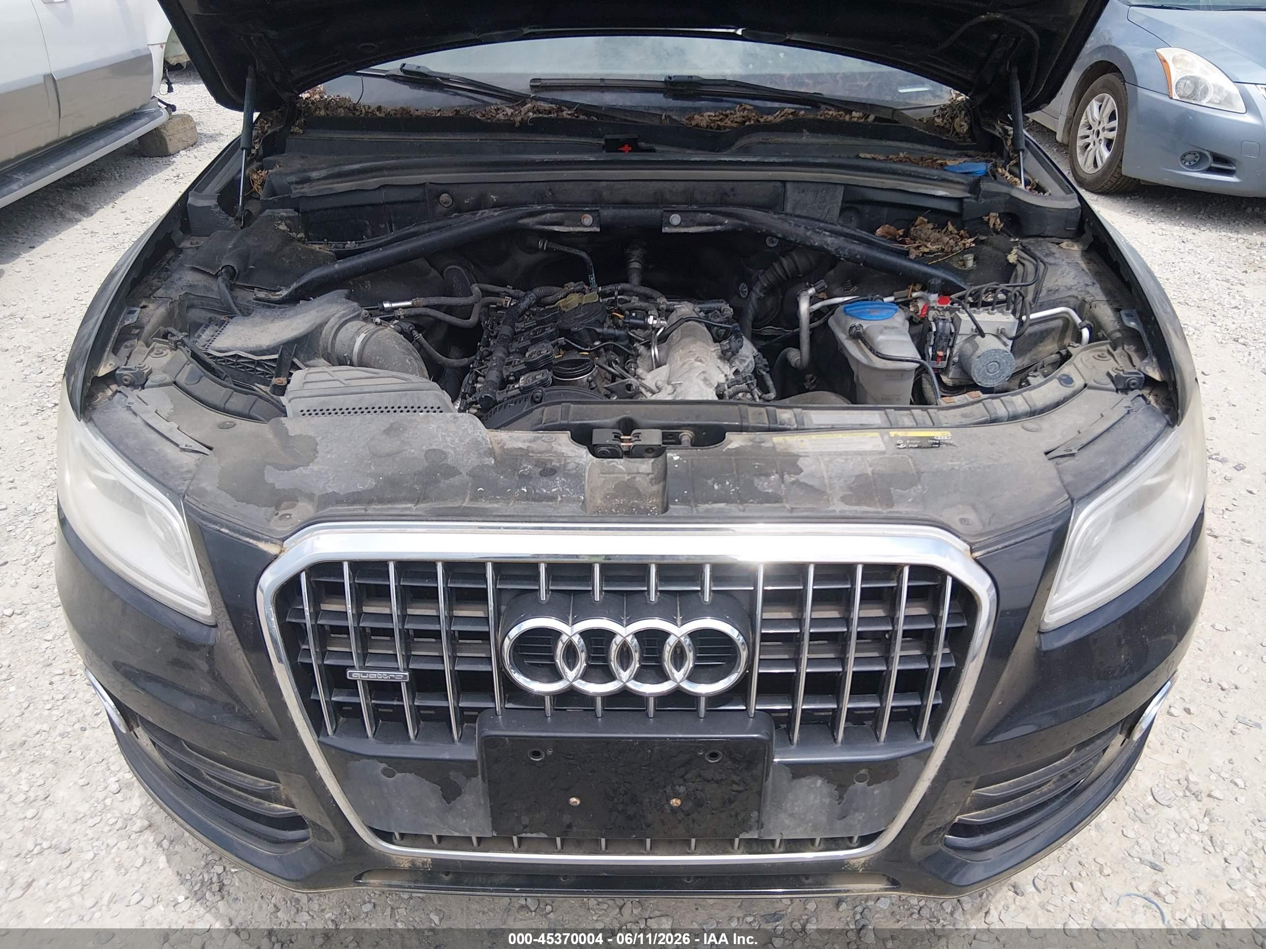 2015 Audi Q5 2.0t Premium Черный vin: WA1LFAFP5FA020764