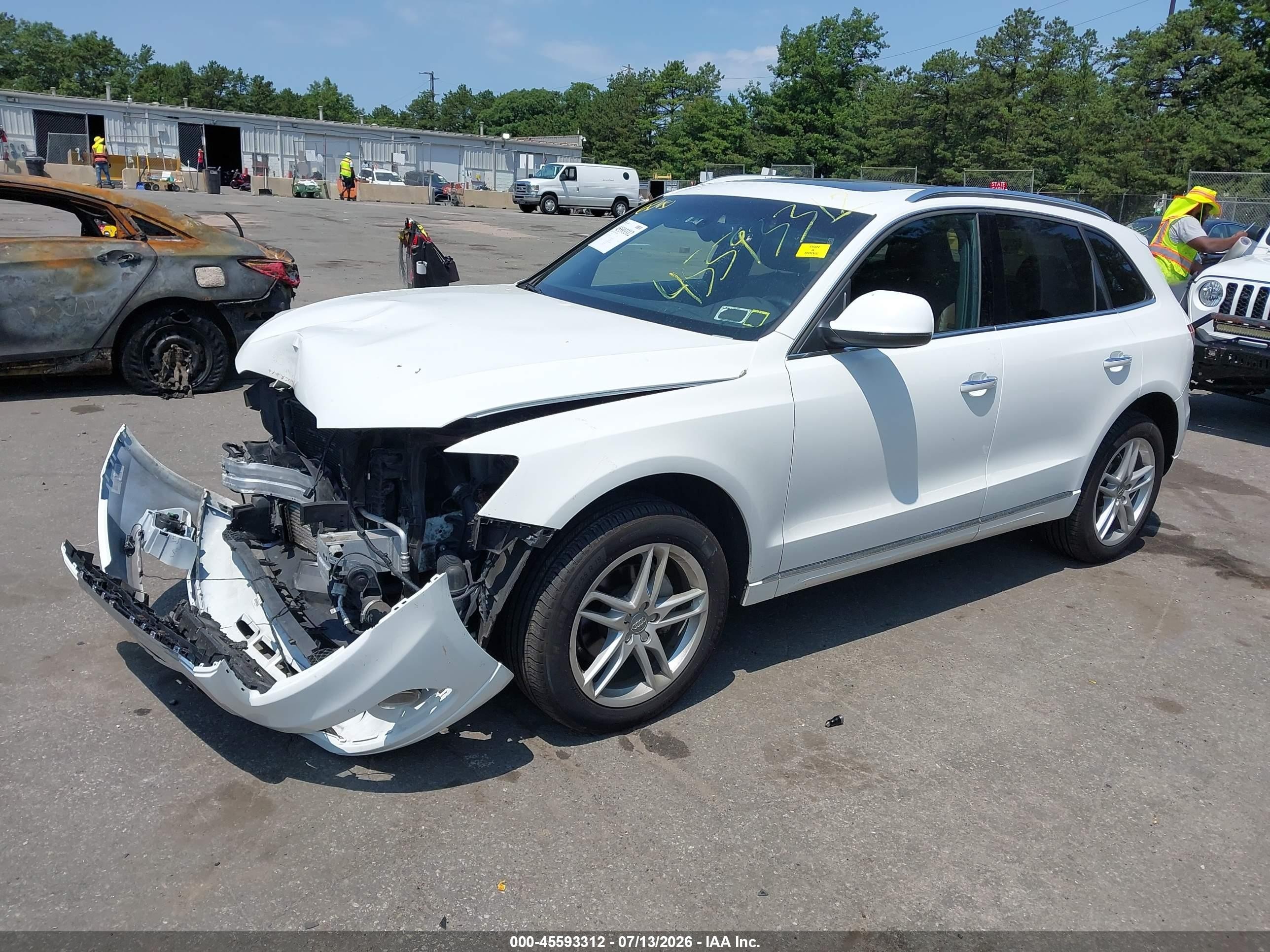 2015 Audi Q5 2.0t Premium White vin: WA1LFAFP5FA034390