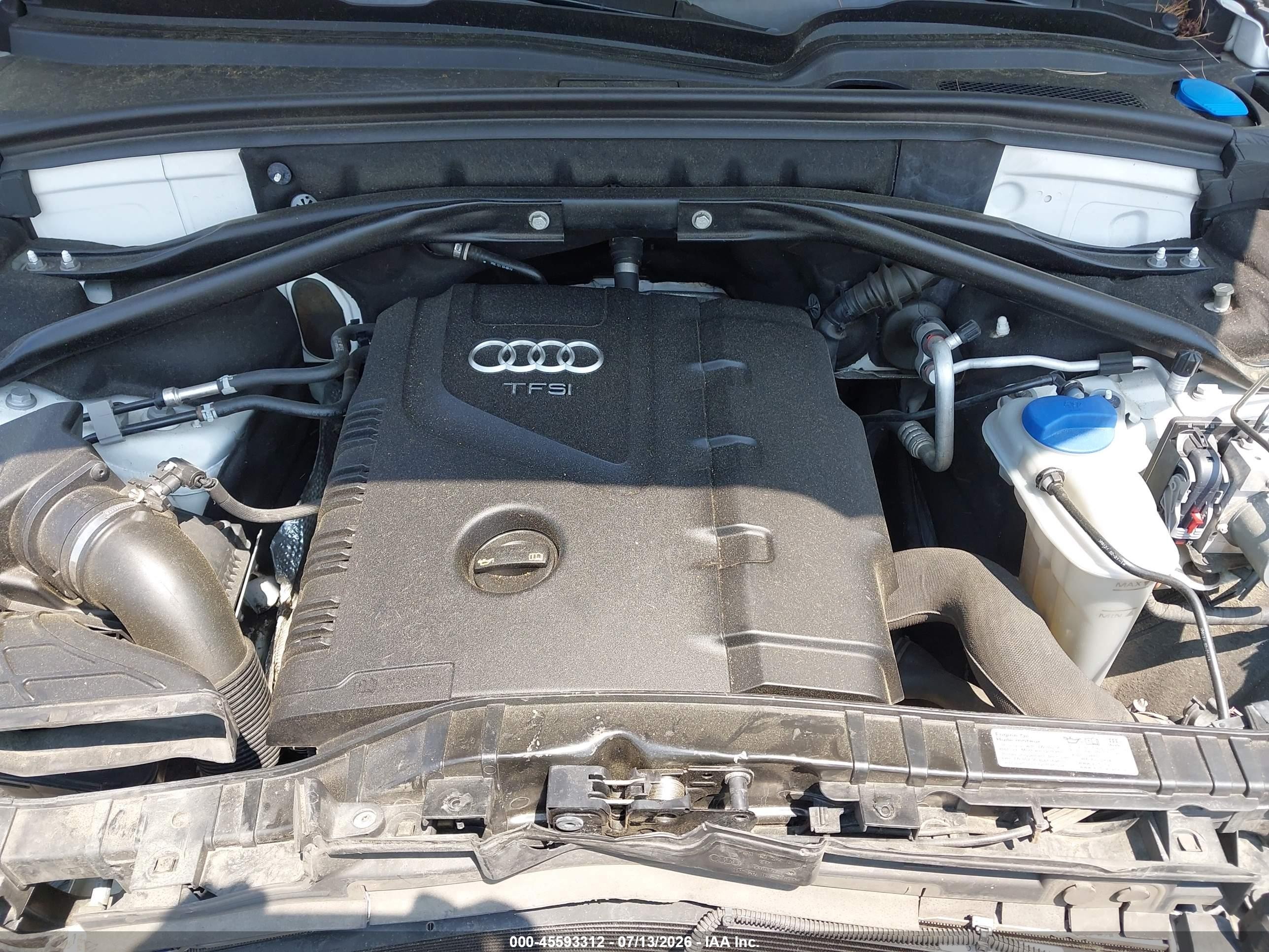 2015 Audi Q5 2.0t Premium White vin: WA1LFAFP5FA034390