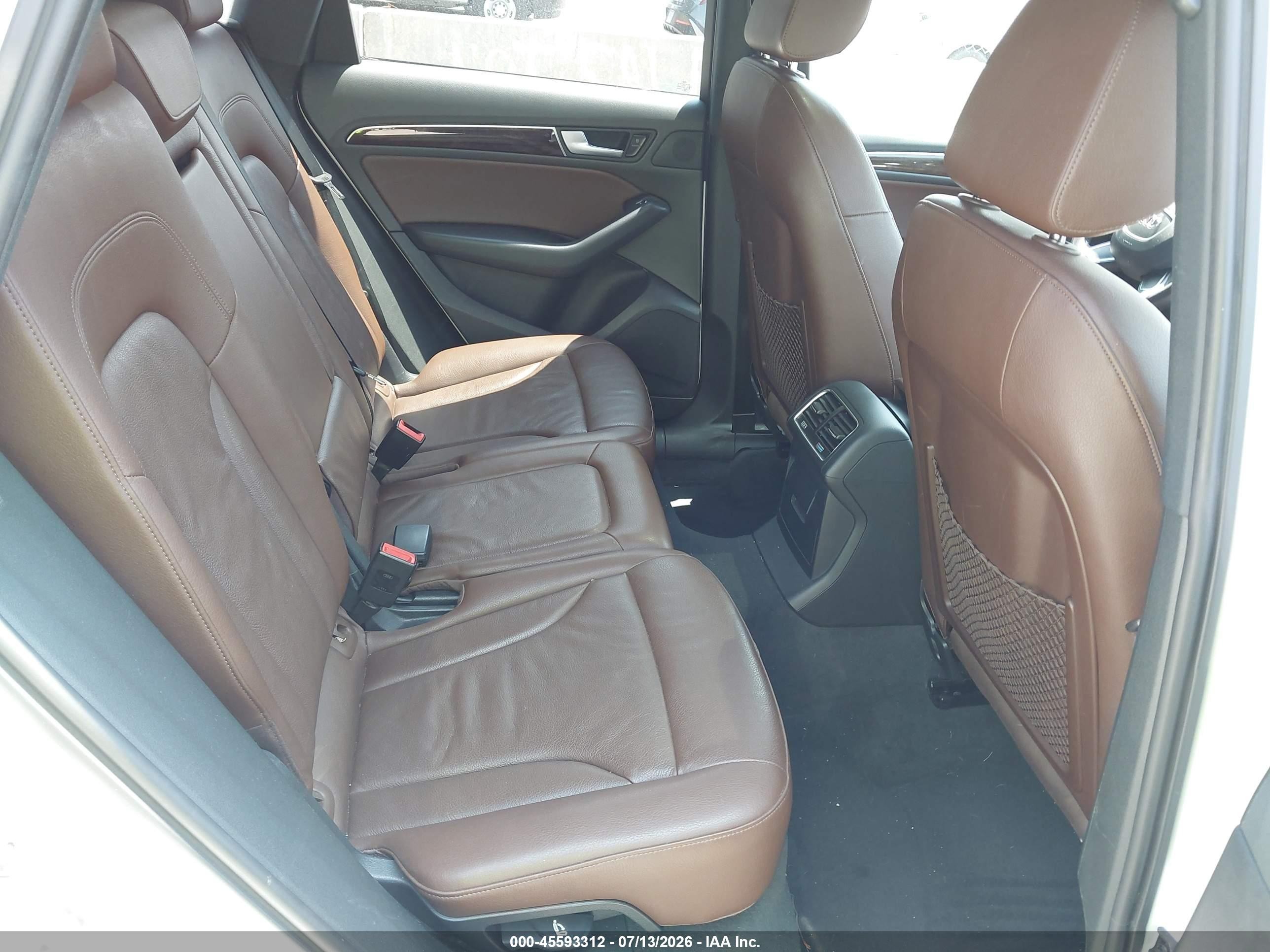 2015 Audi Q5 2.0t Premium White vin: WA1LFAFP5FA034390