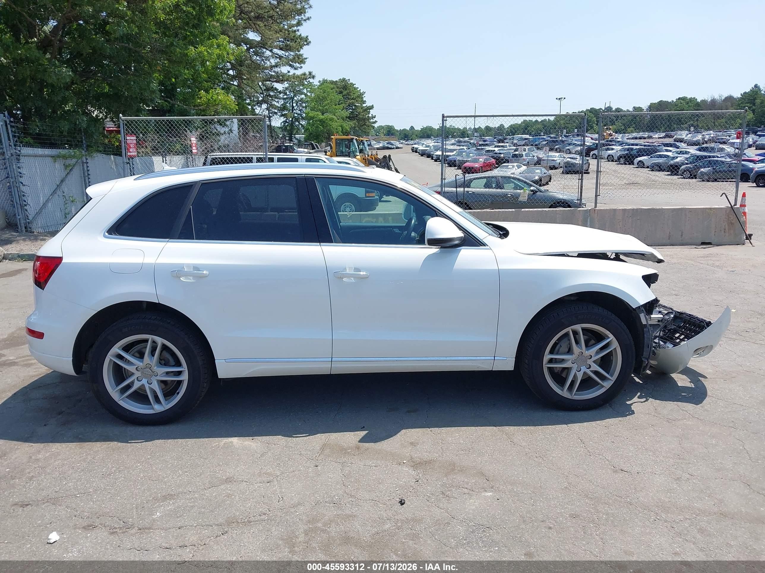 2015 Audi Q5 2.0t Premium White vin: WA1LFAFP5FA034390