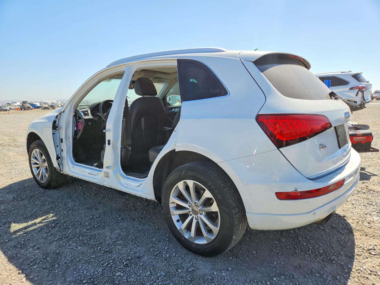 2015 Audi Q5 Premium Plus White vin: WA1LFAFP5FA049214
