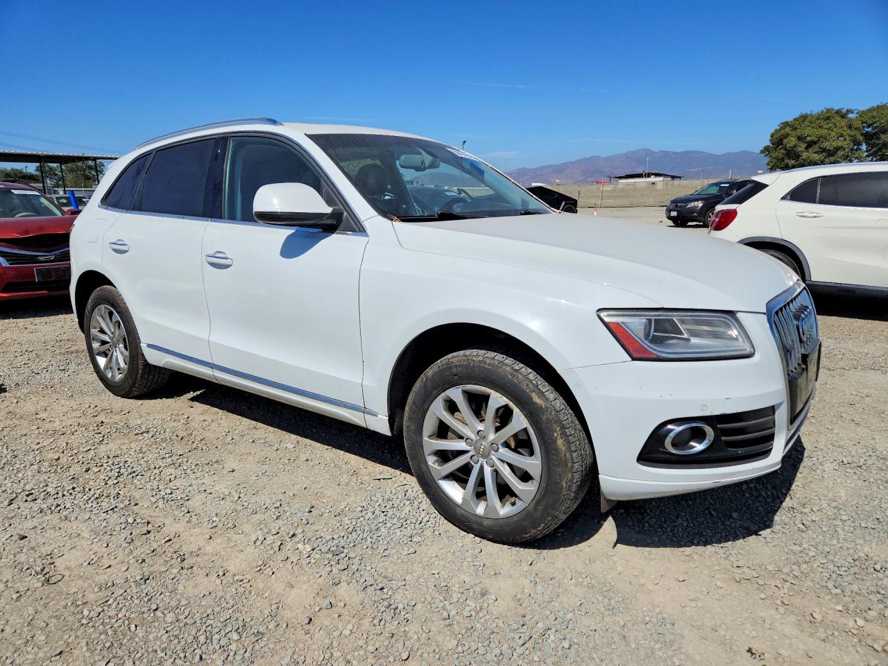 2015 Audi Q5 Premium Plus White vin: WA1LFAFP5FA049214
