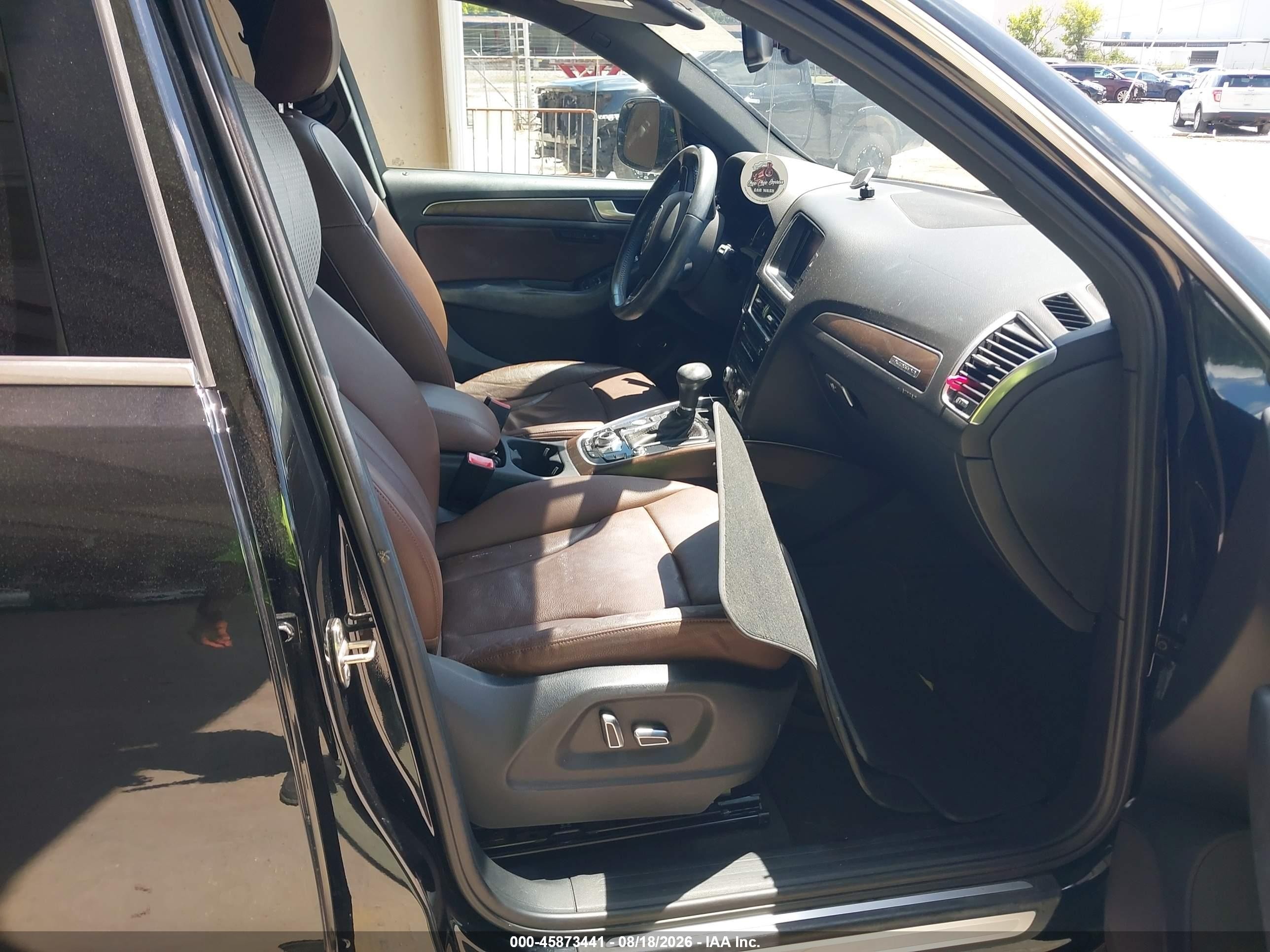 2015 Audi Q5 2.0t Premium Black vin: WA1LFAFP5FA082438