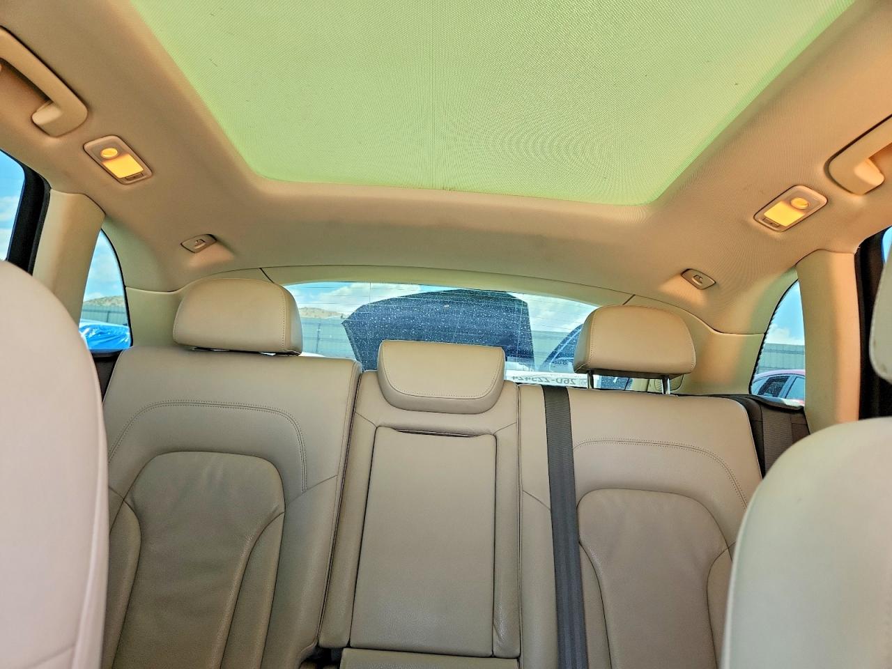 2015 Audi Q5 Premium Plus White vin: WA1LFAFP5FA121299