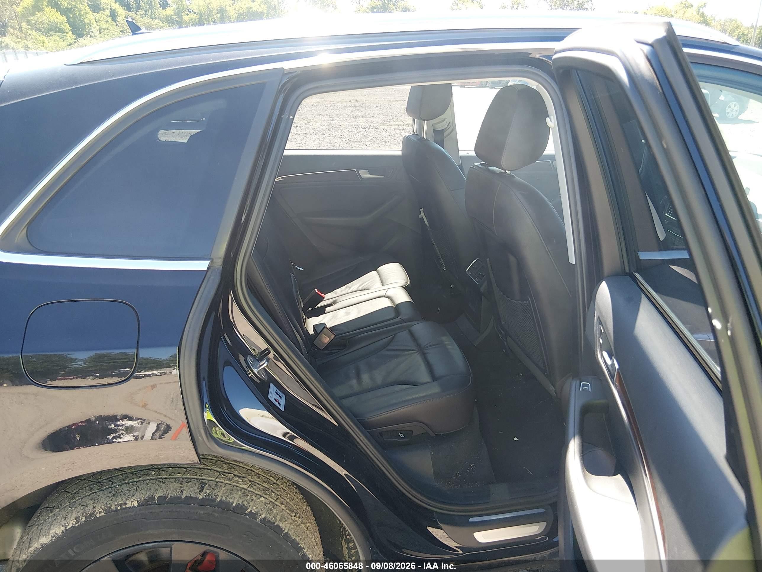 2015 Audi Q5 2.0t Premium Black vin: WA1LFAFP5FA128060