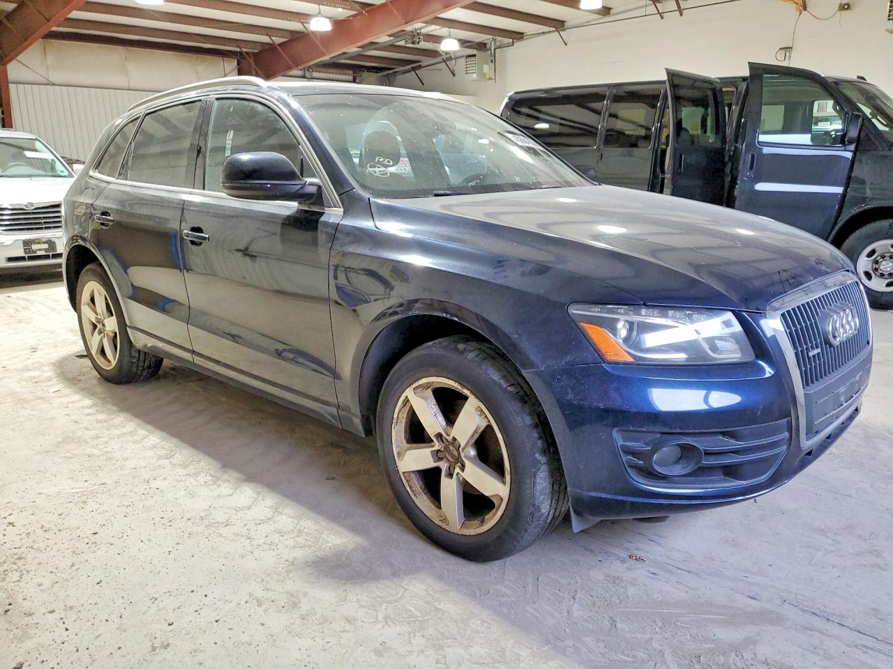 2011 Audi Q5 Синий vin: WA1LFAFP6BA023330