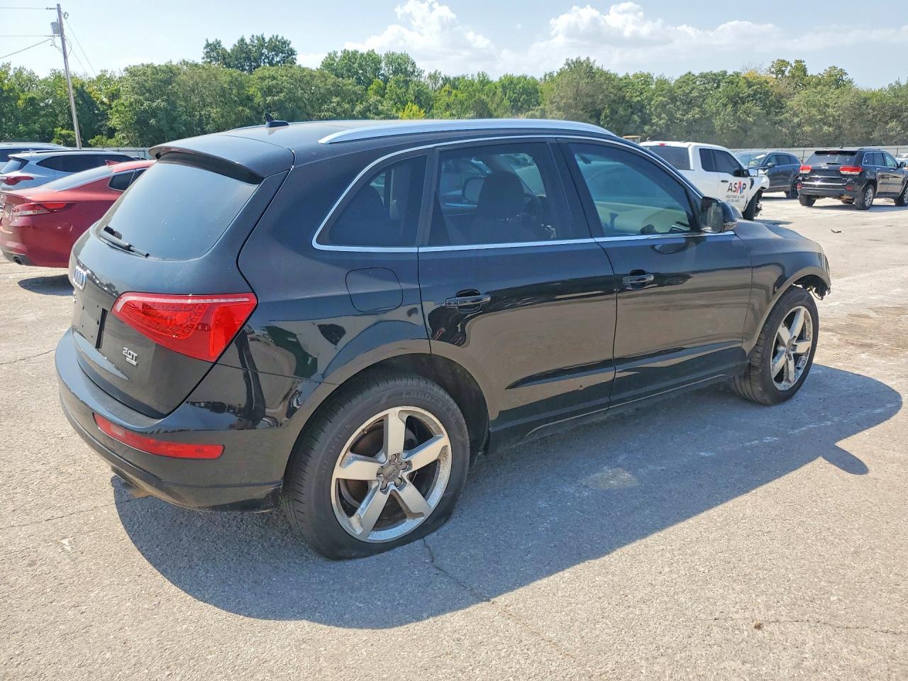 2011 Audi Q5 Premium Plus Черный vin: WA1LFAFP6BA110726