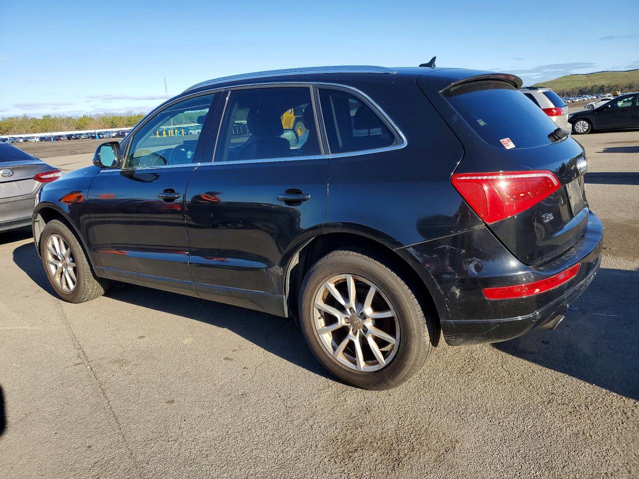 2012 Audi Q5 Black vin: WA1LFAFP6CA004228