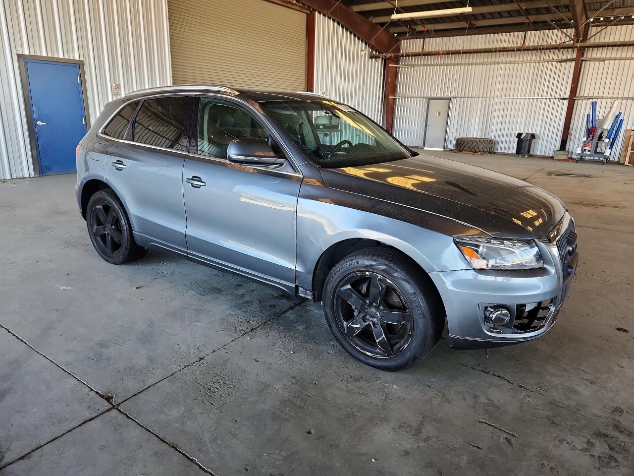 2012 Audi Q5 Premium Plus Gray vin: WA1LFAFP6CA039030